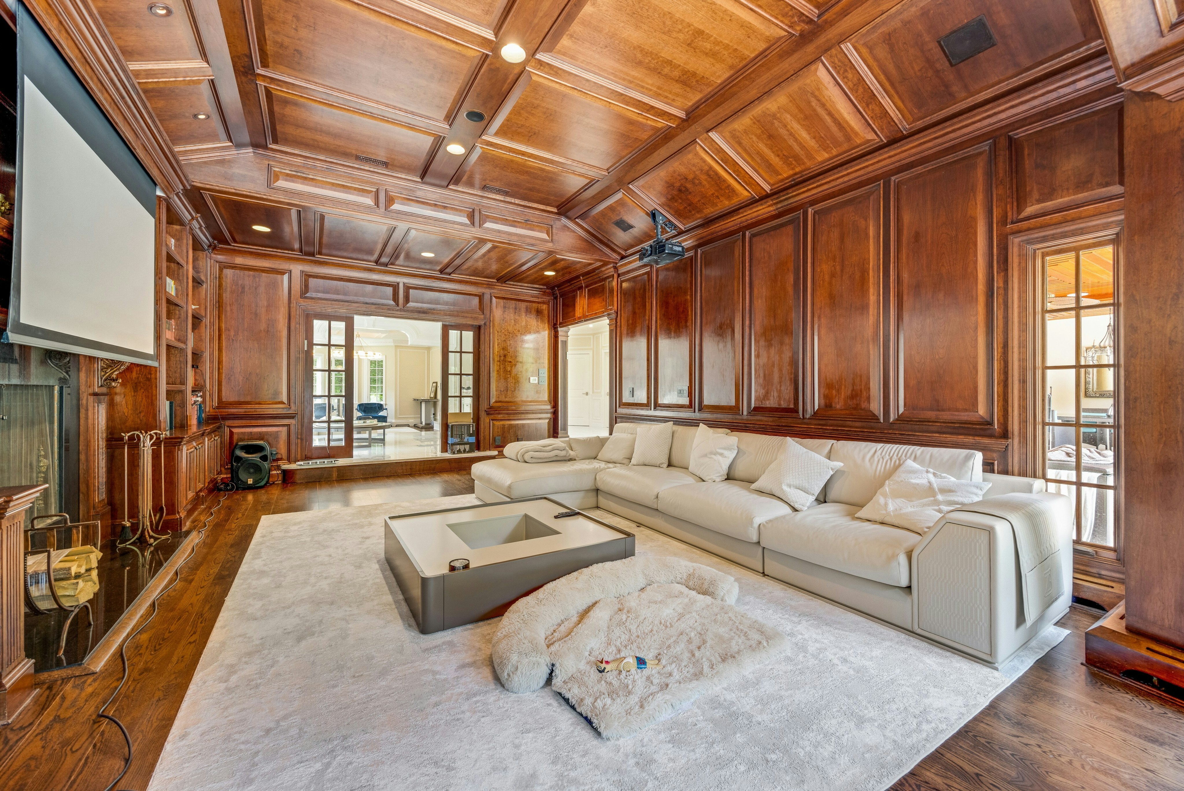 186 Hoover Drive 