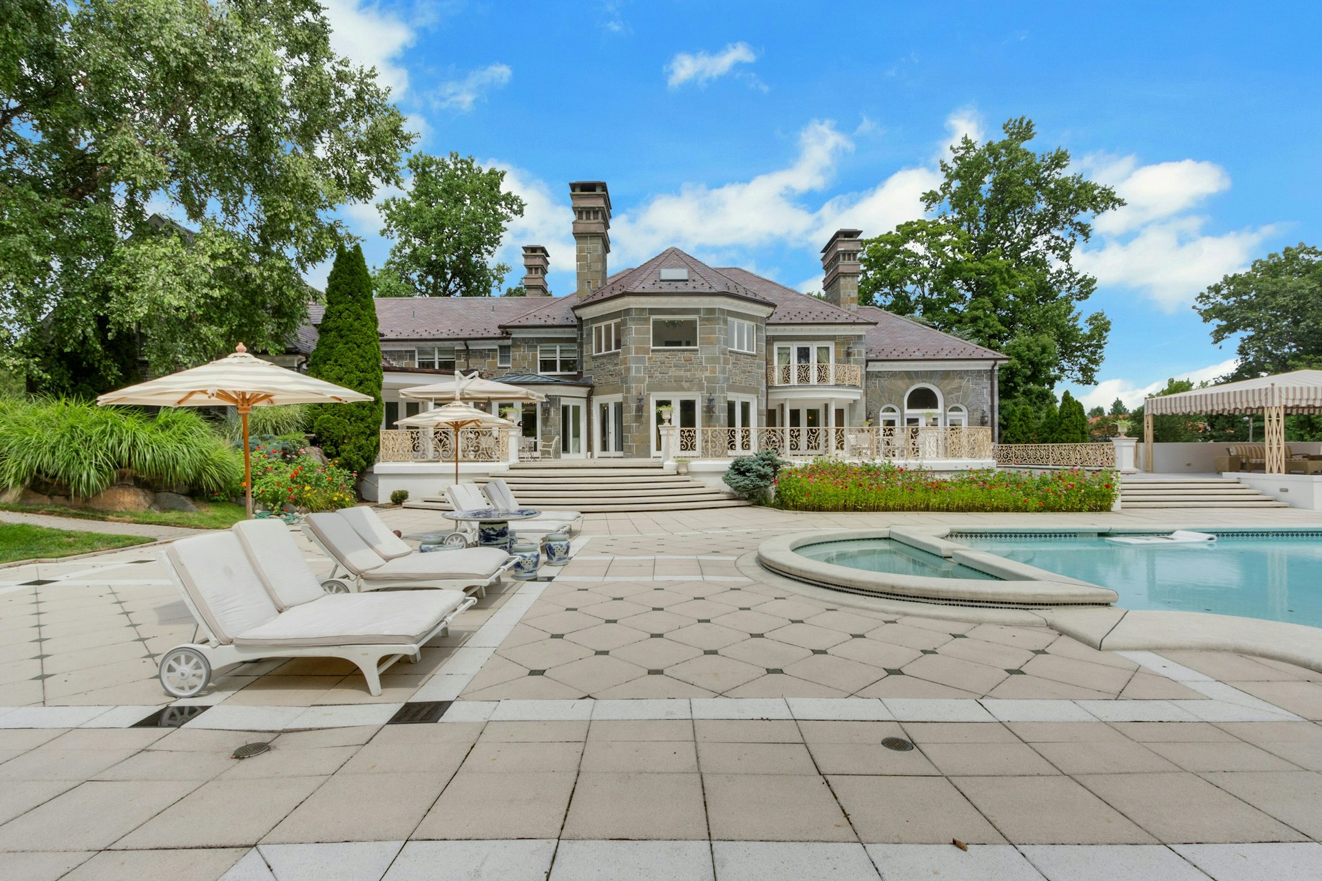 64 Rio Vista Drive