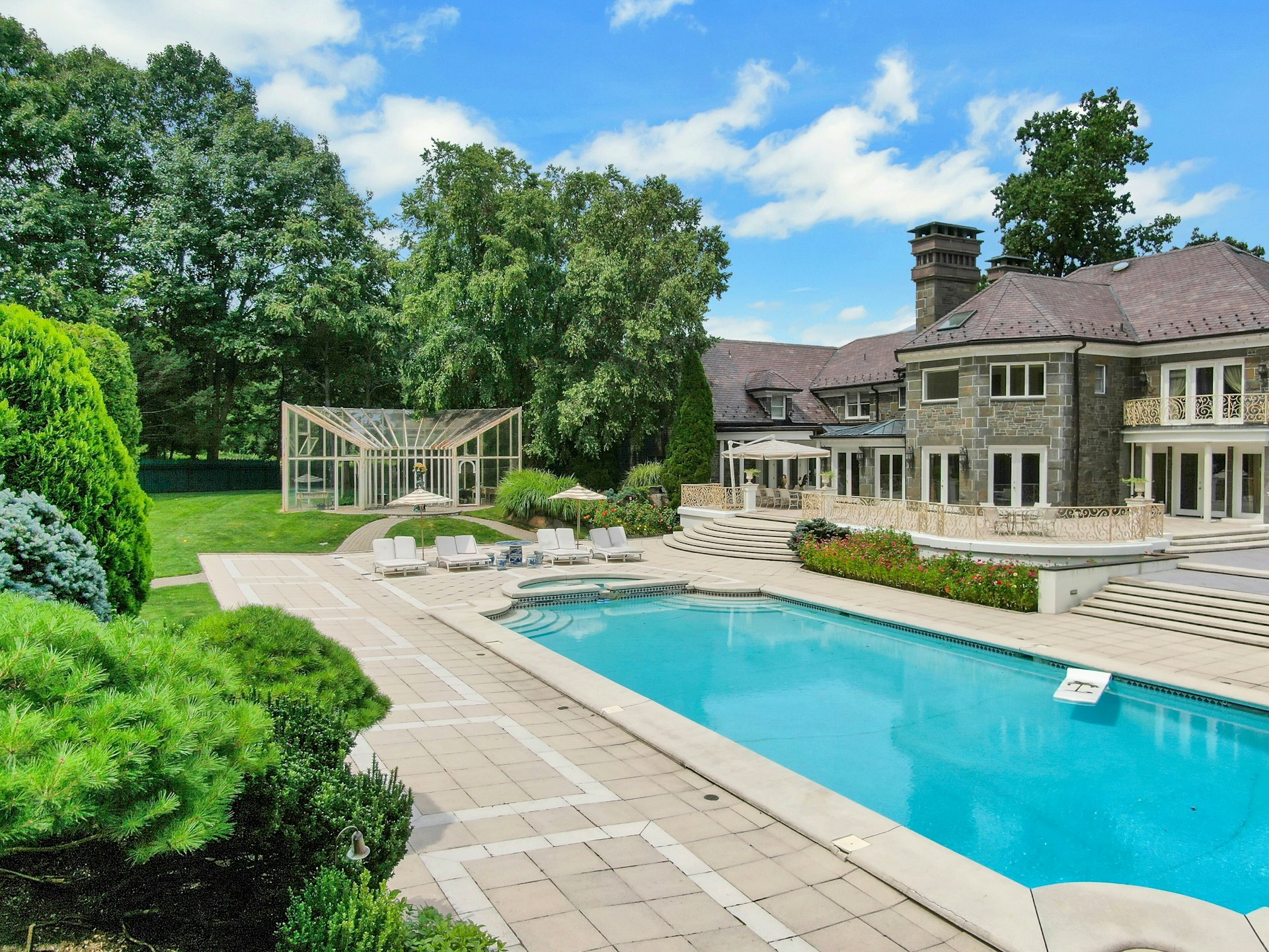 64 Rio Vista Drive