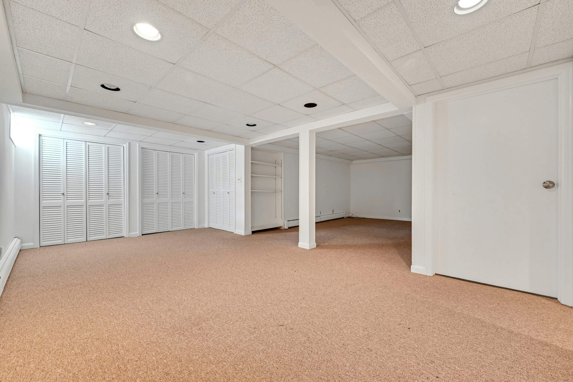 12 Leoson Parkway 
