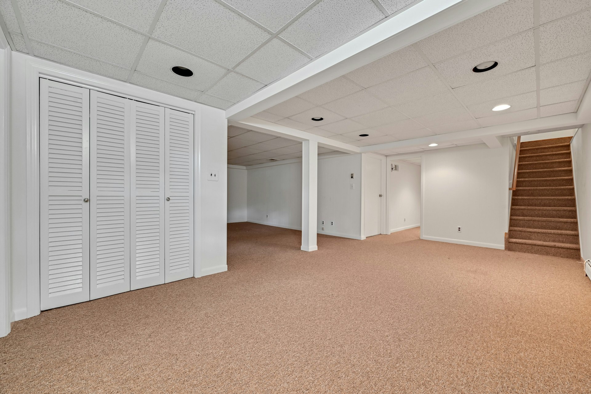 12 Leoson Parkway 
