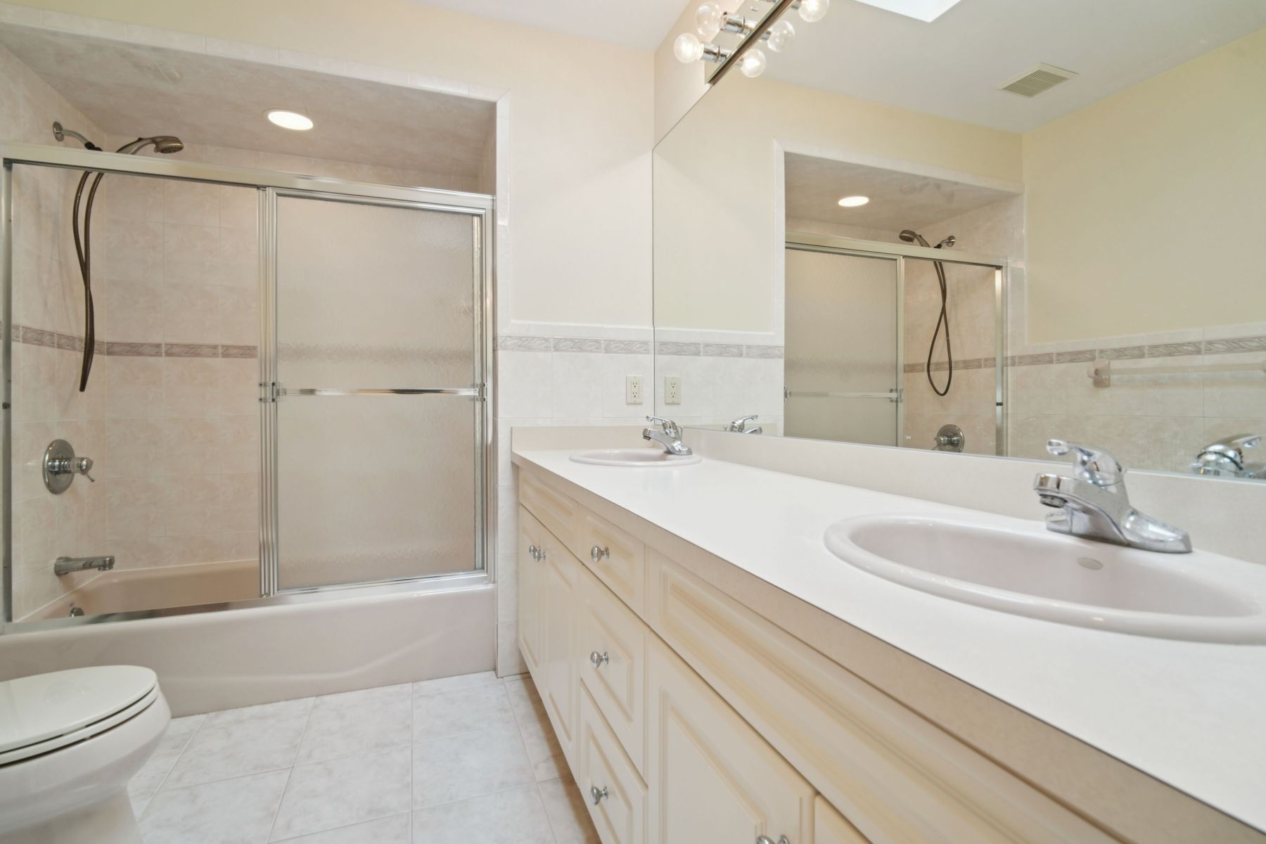 2452 Camner Unit# A