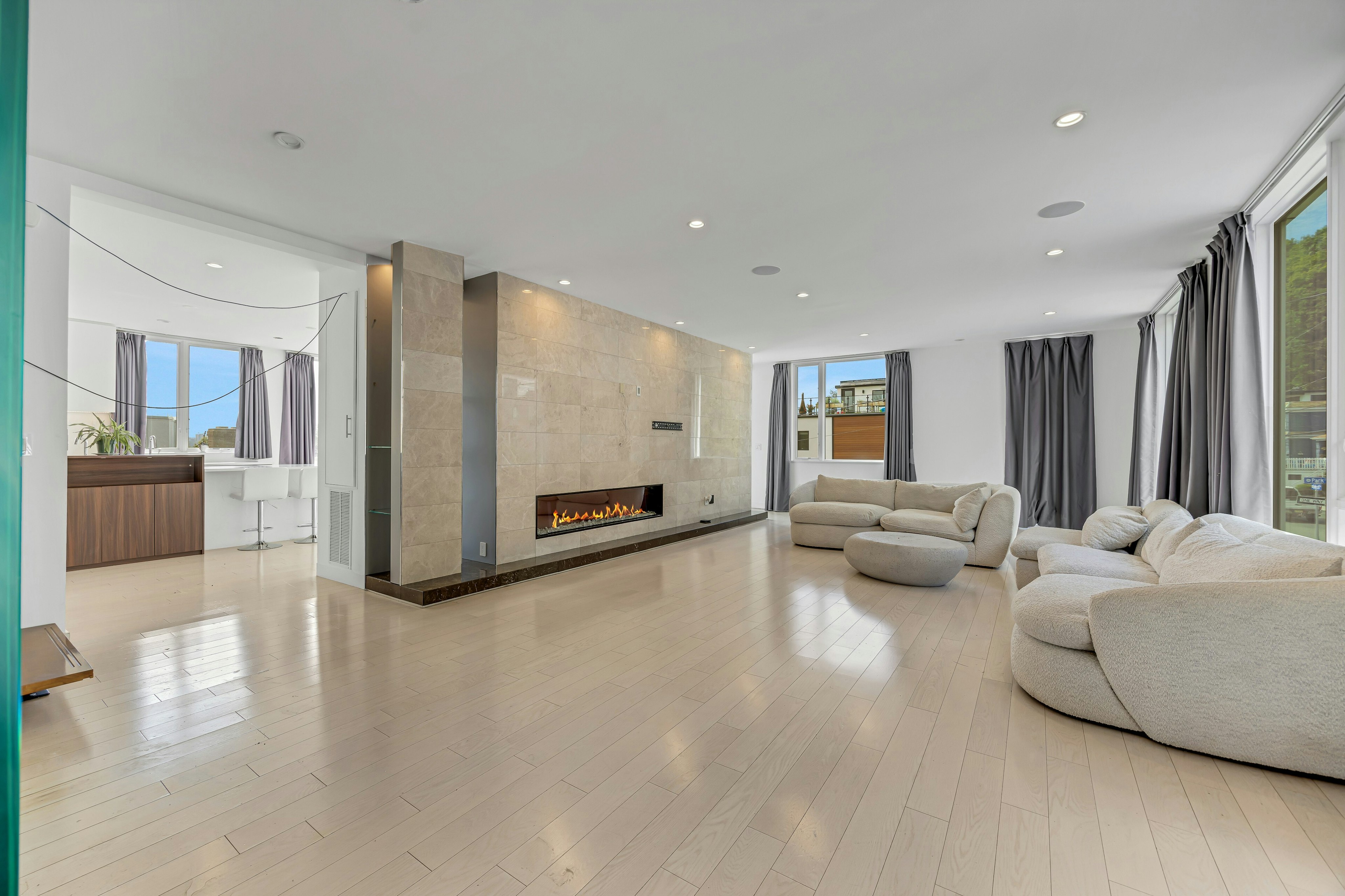 757 Undercliff Avenue 