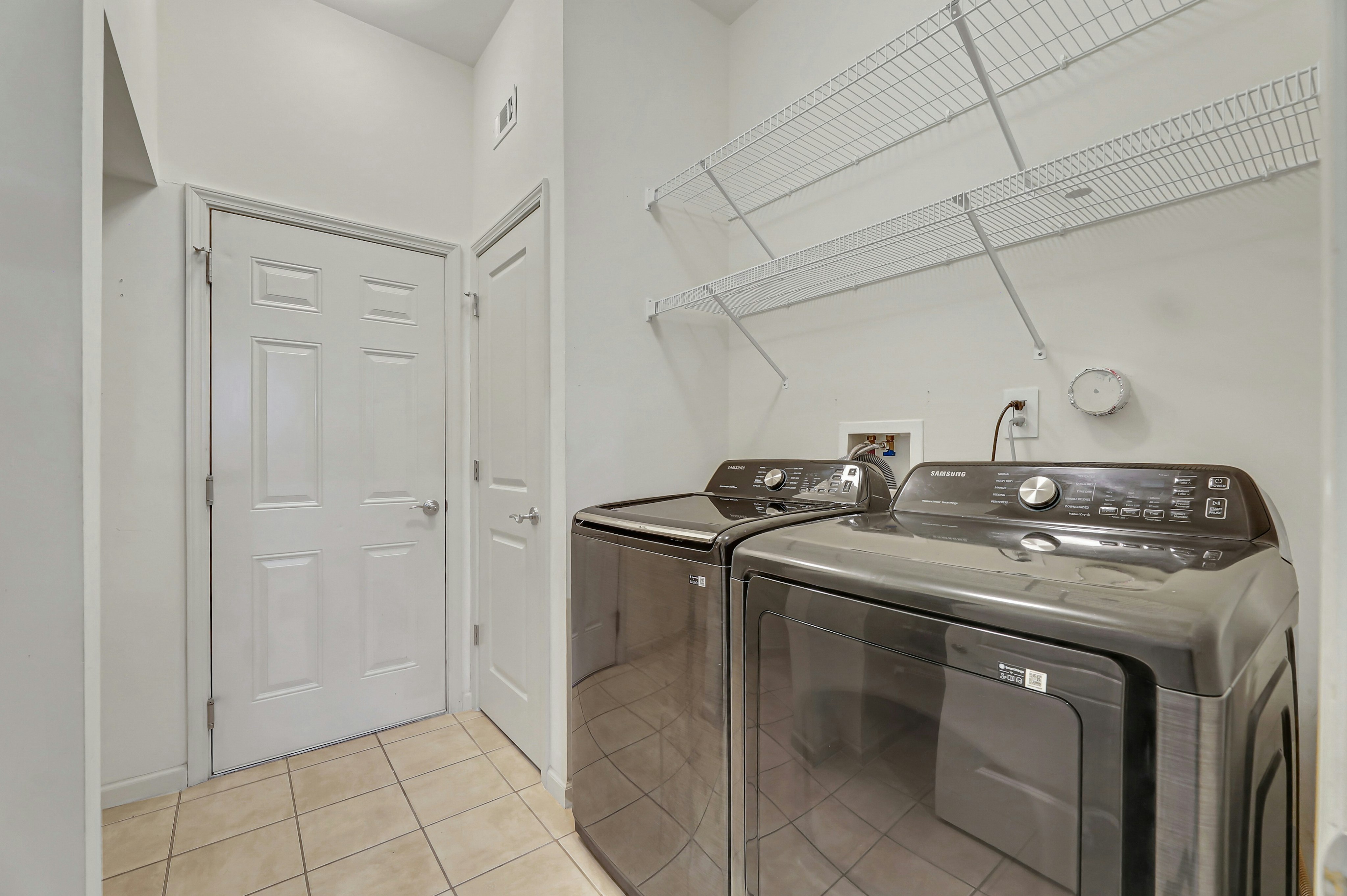 906 River Place 