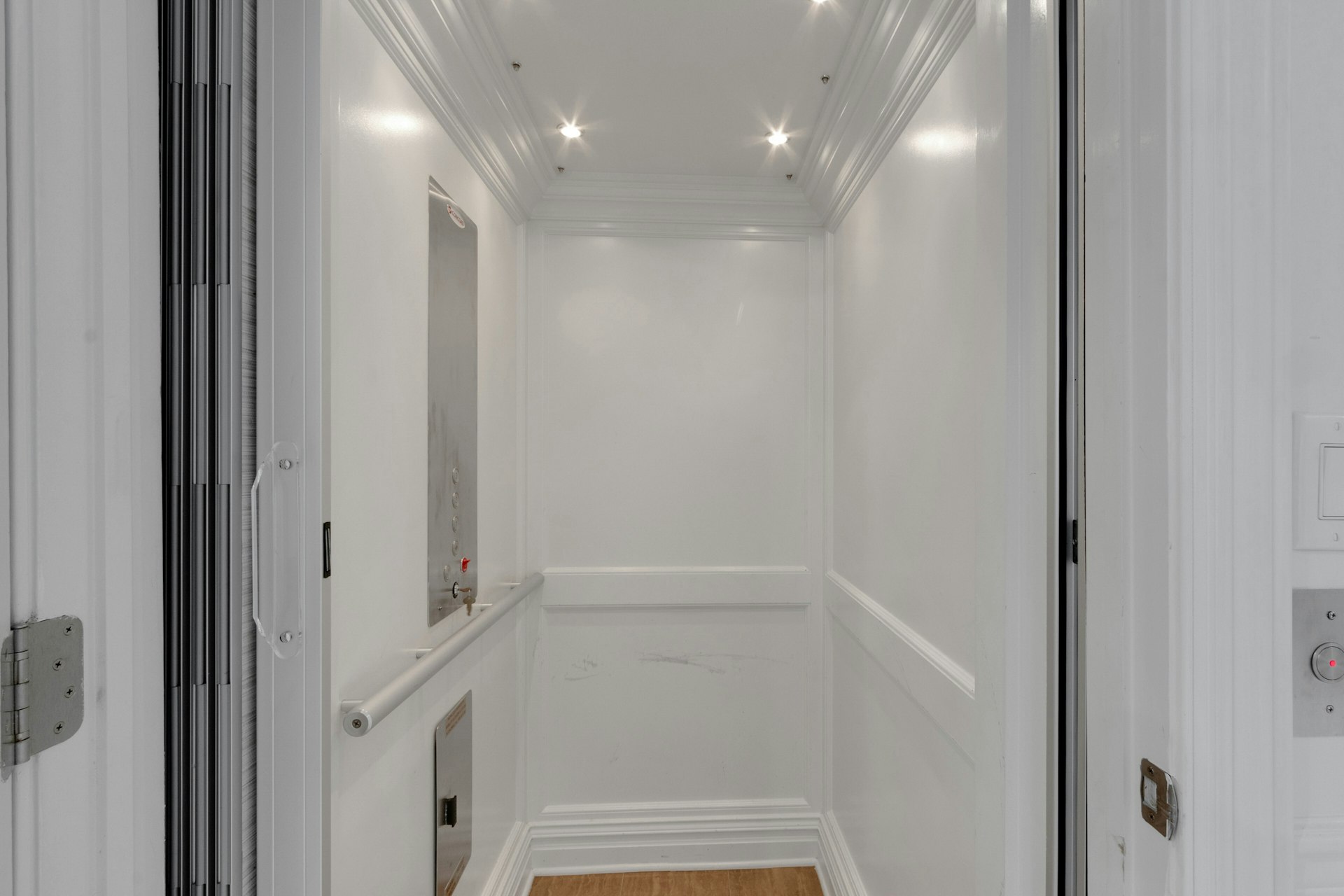 704 Heights Lane 