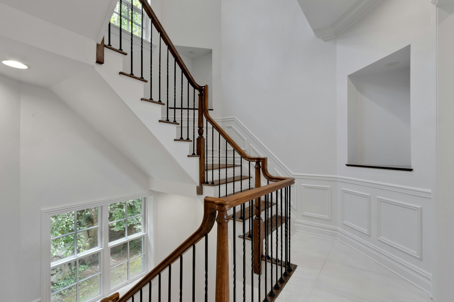 704 Heights Lane 