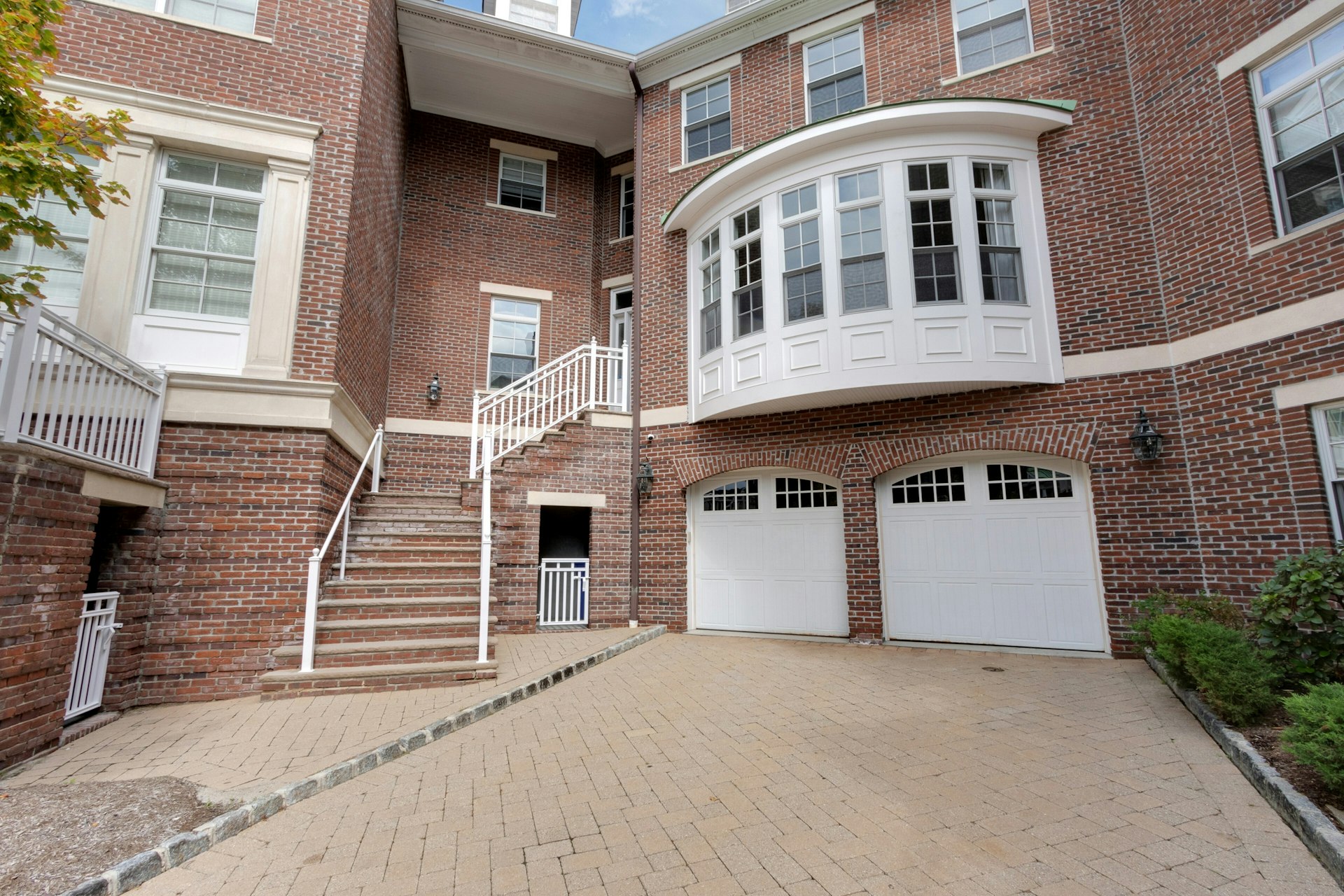704 Heights Lane 