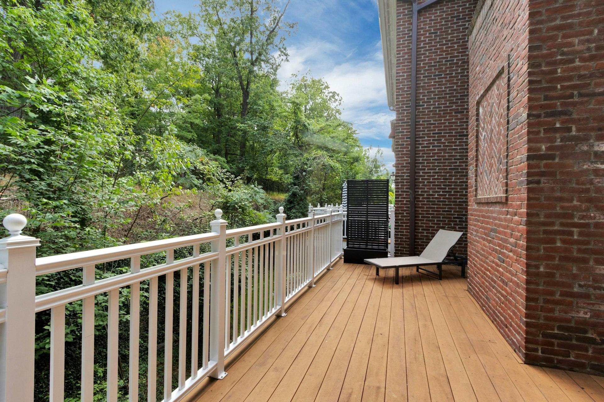 704 Heights Lane 
