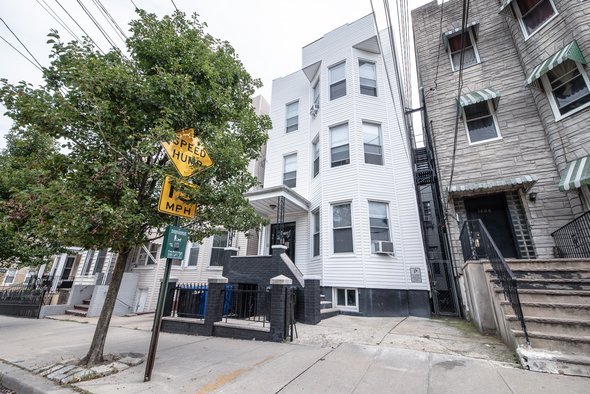1808 West Street 
