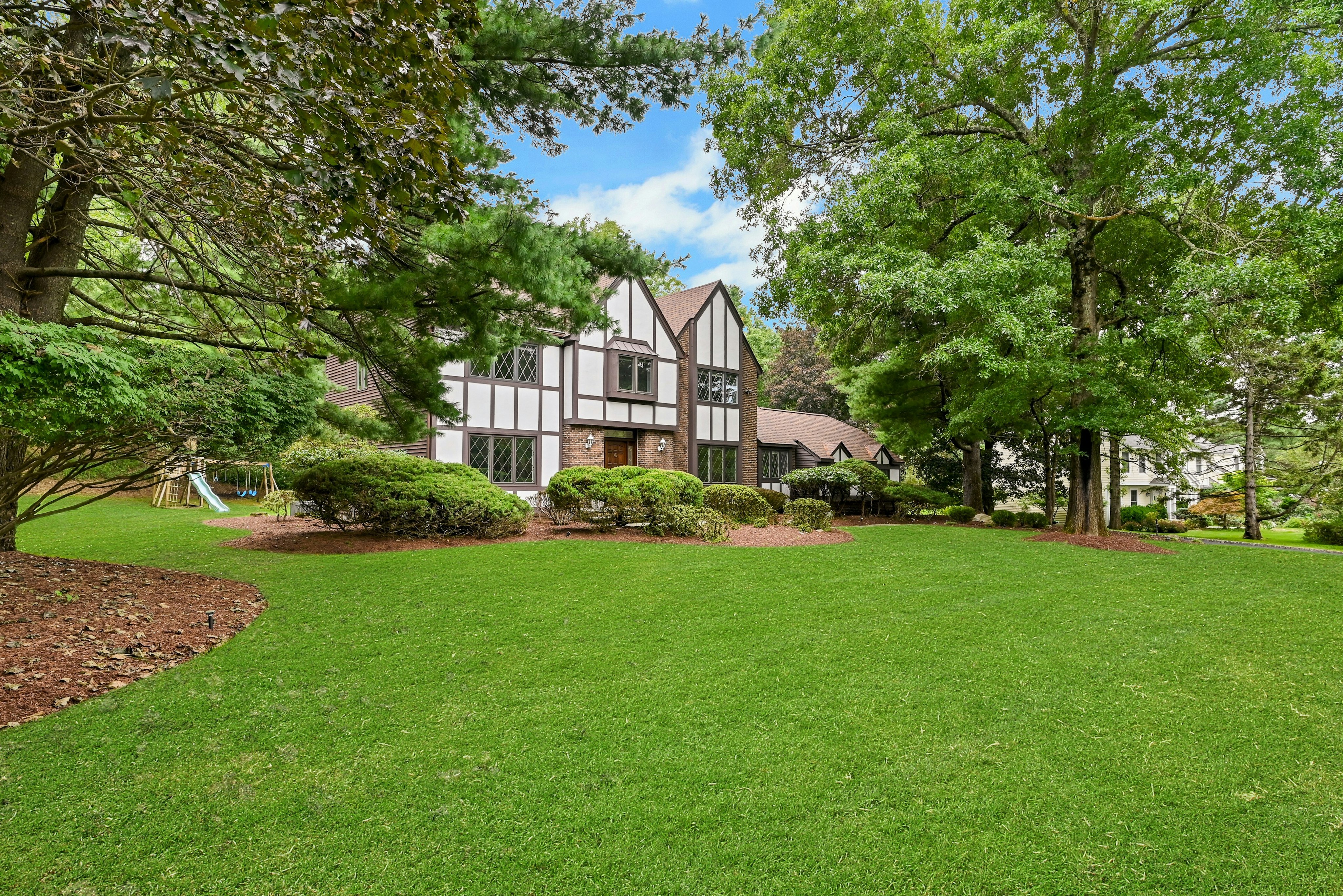51 Burnwood Lane 