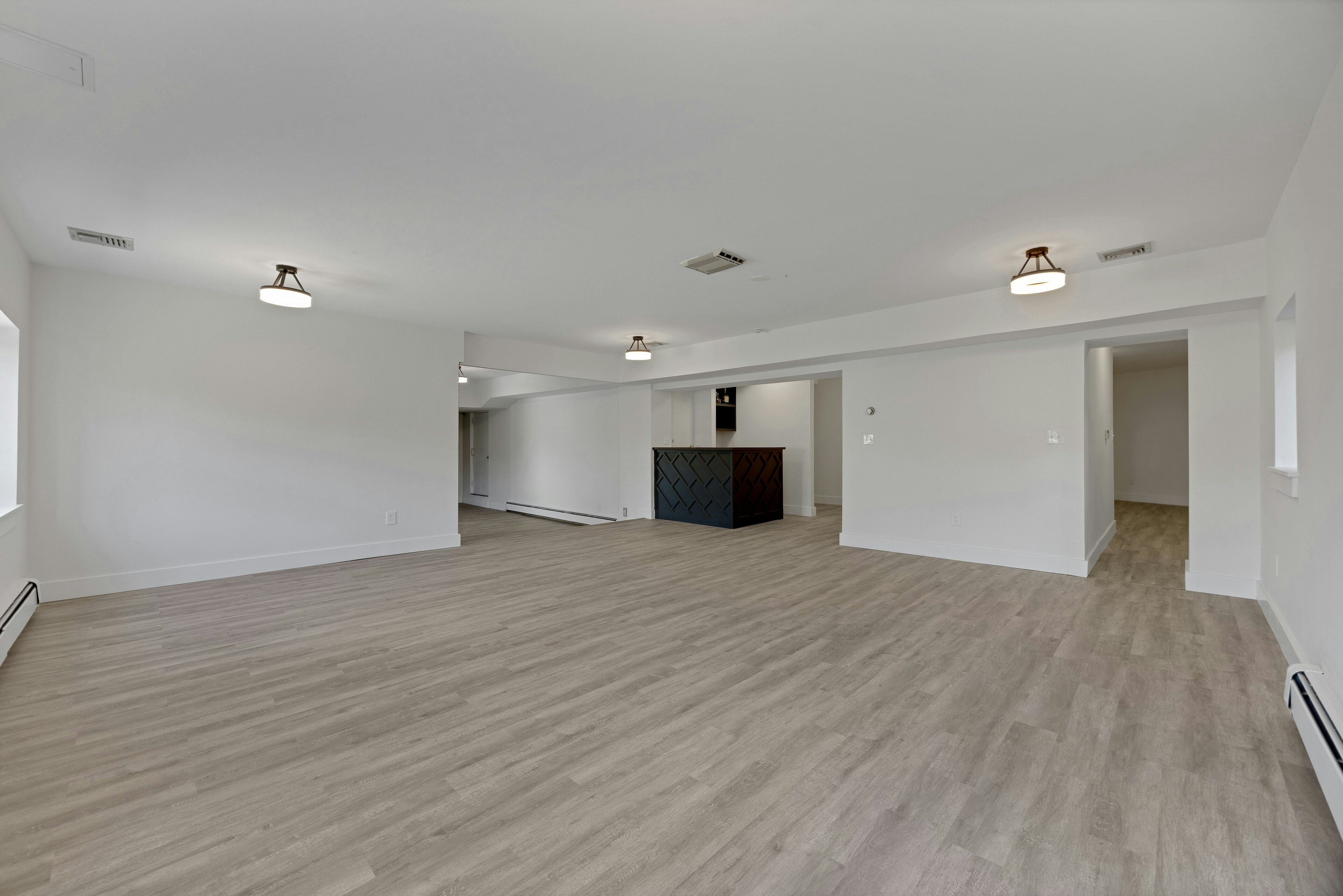 2413 Hammett Avenue 