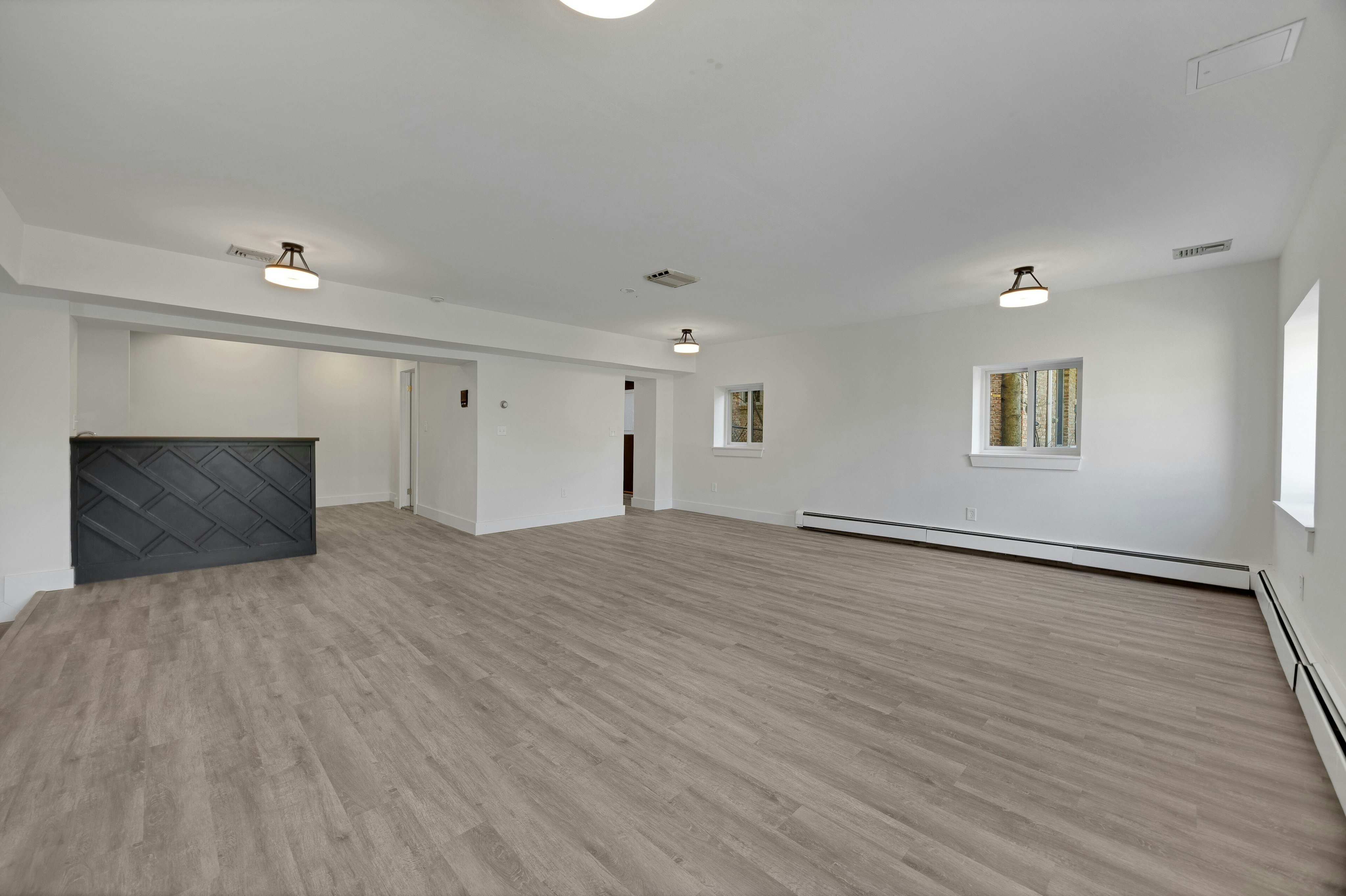 2413 Hammett Avenue 