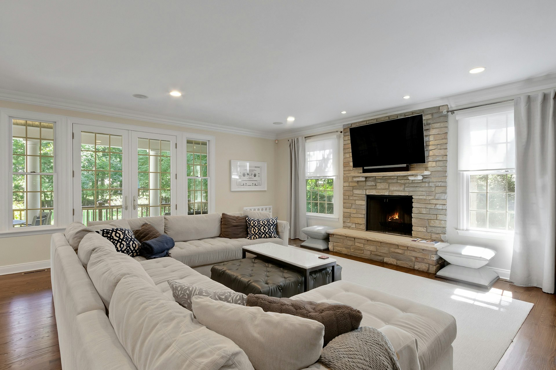 42 Warren Lane