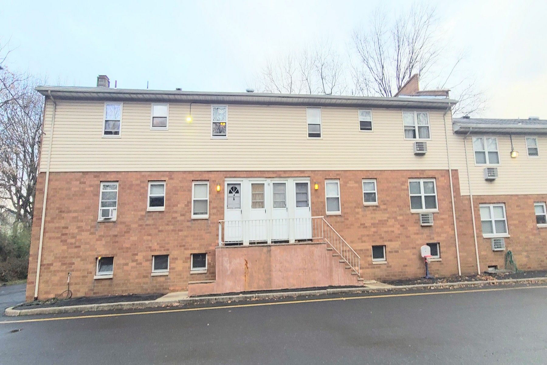 18B Lakeview