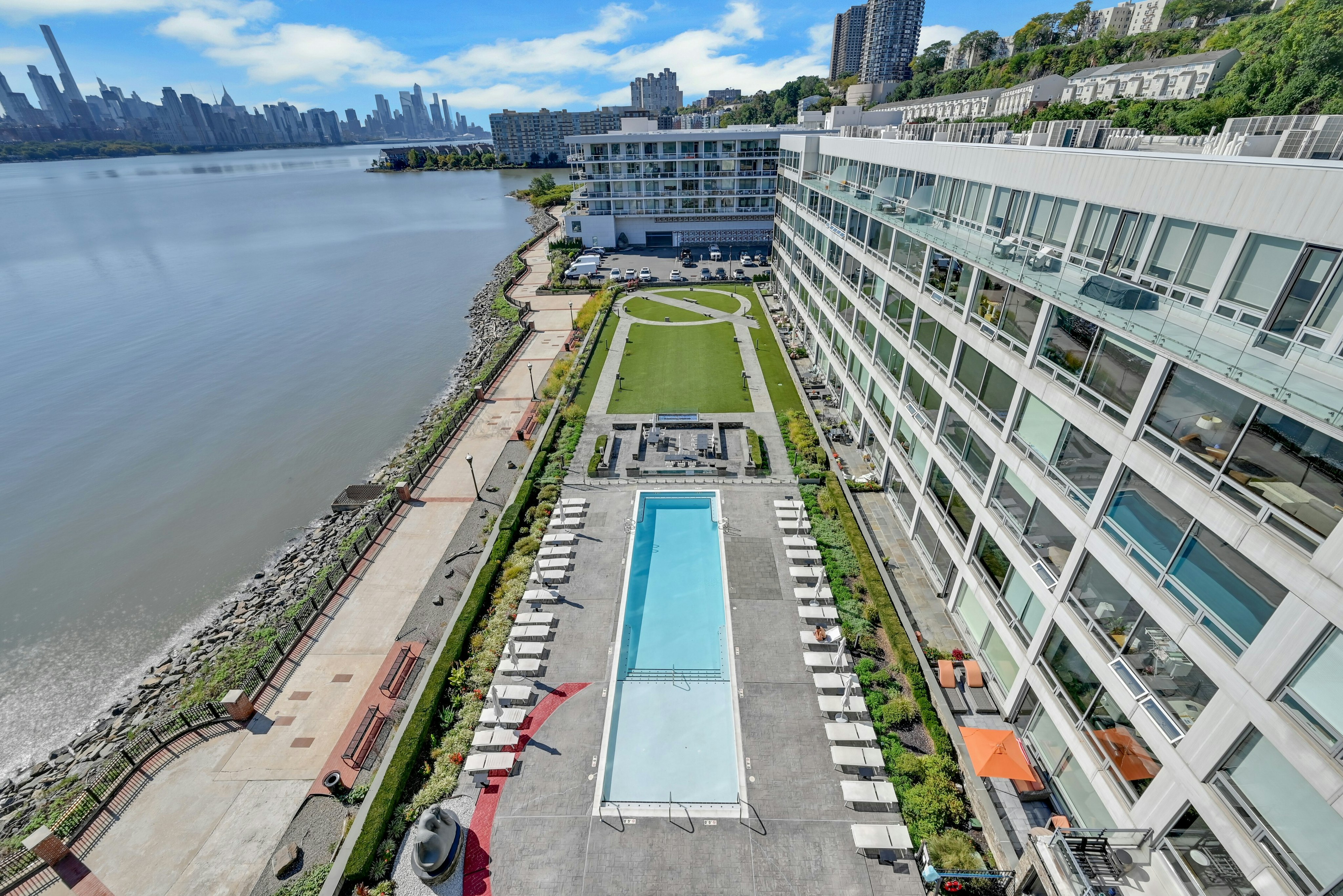 9 Somerset Lane #107