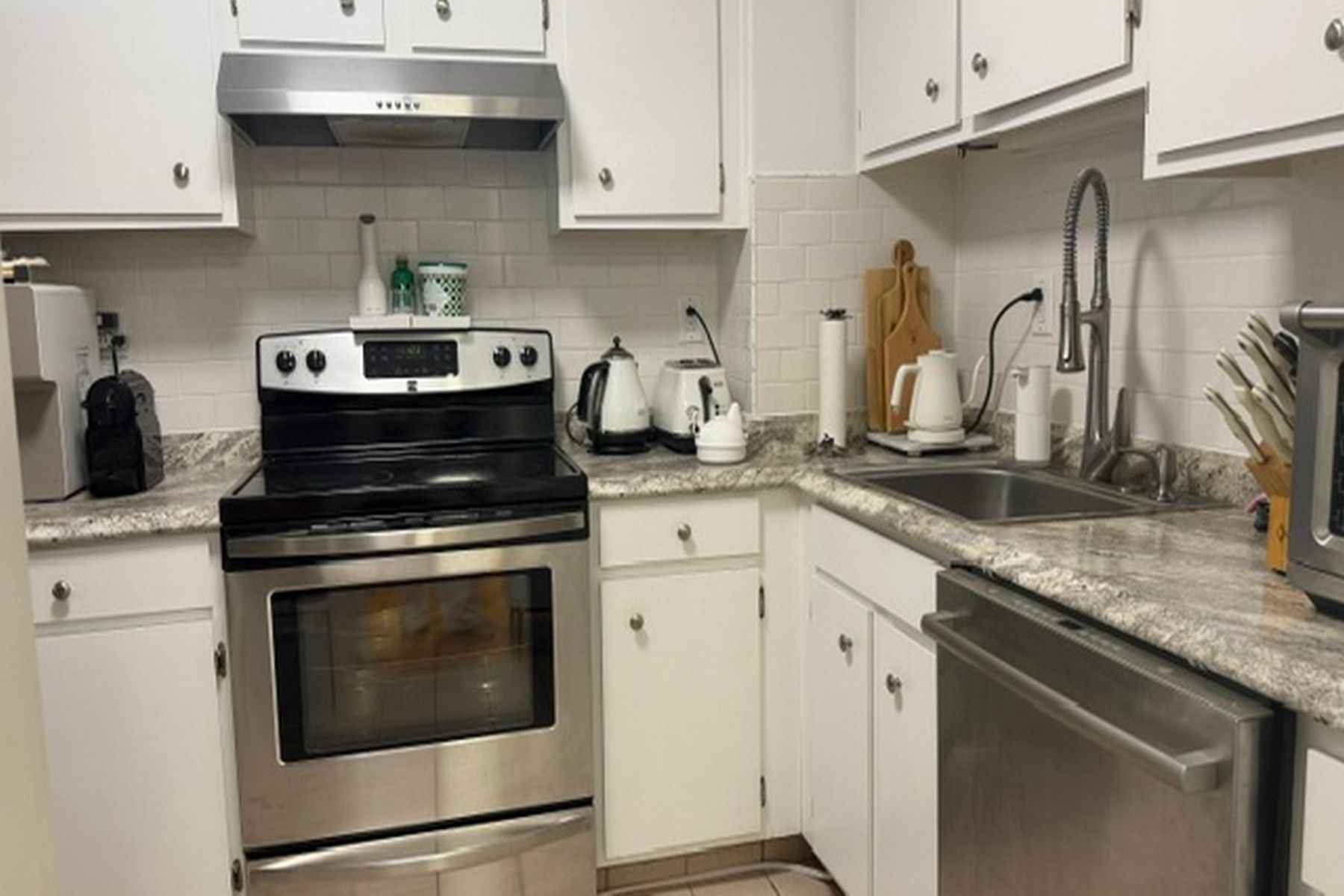 1111 River Road Unit# B11