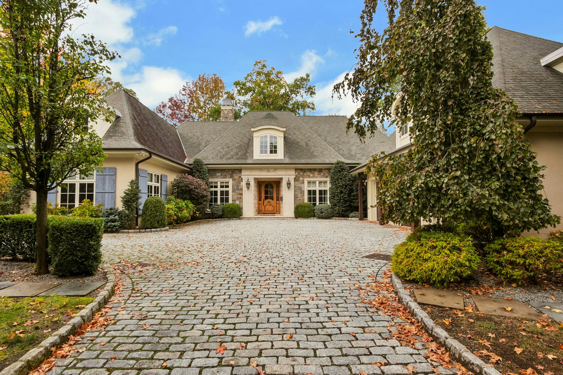74 Roberts Road 