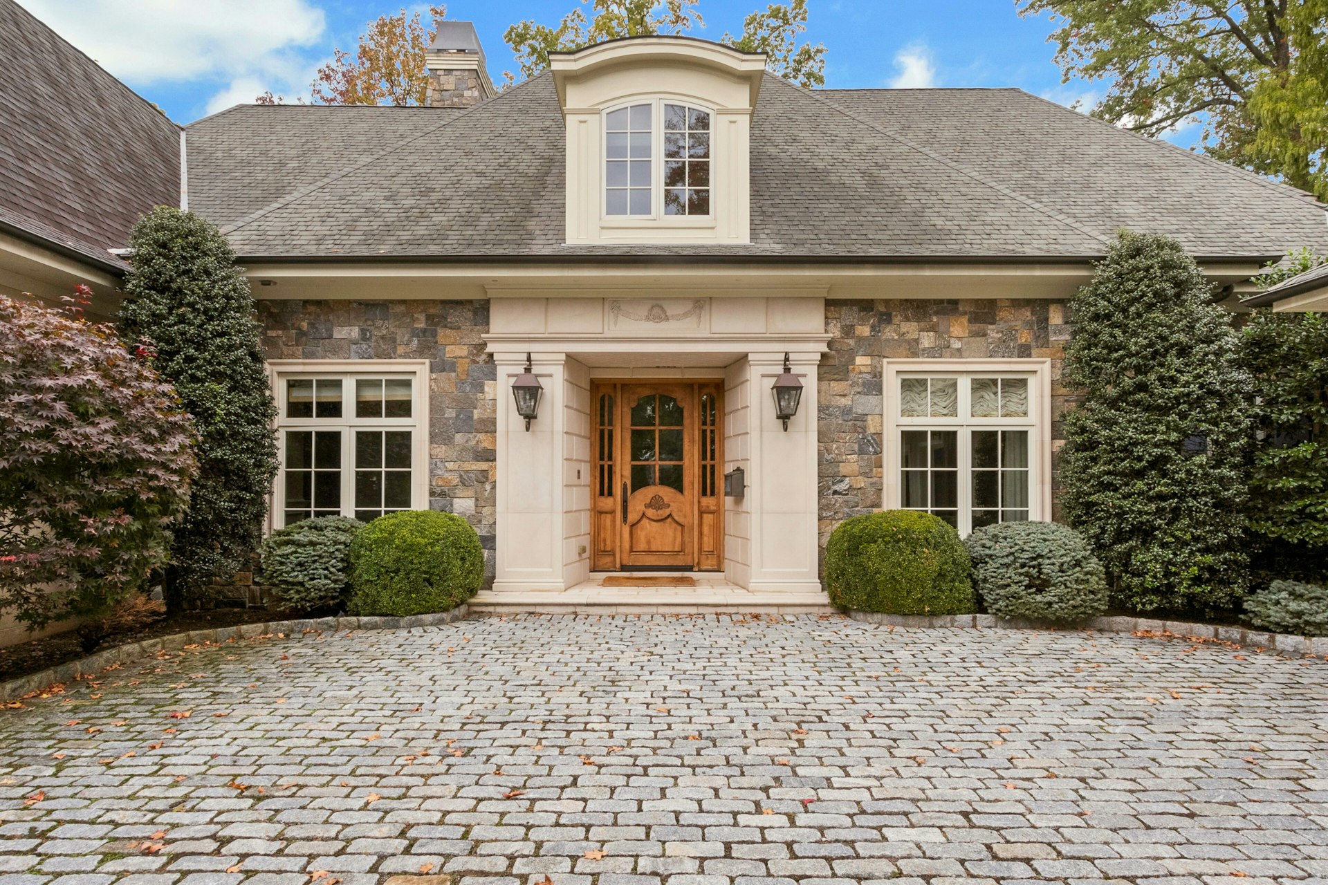 74 Roberts Road 