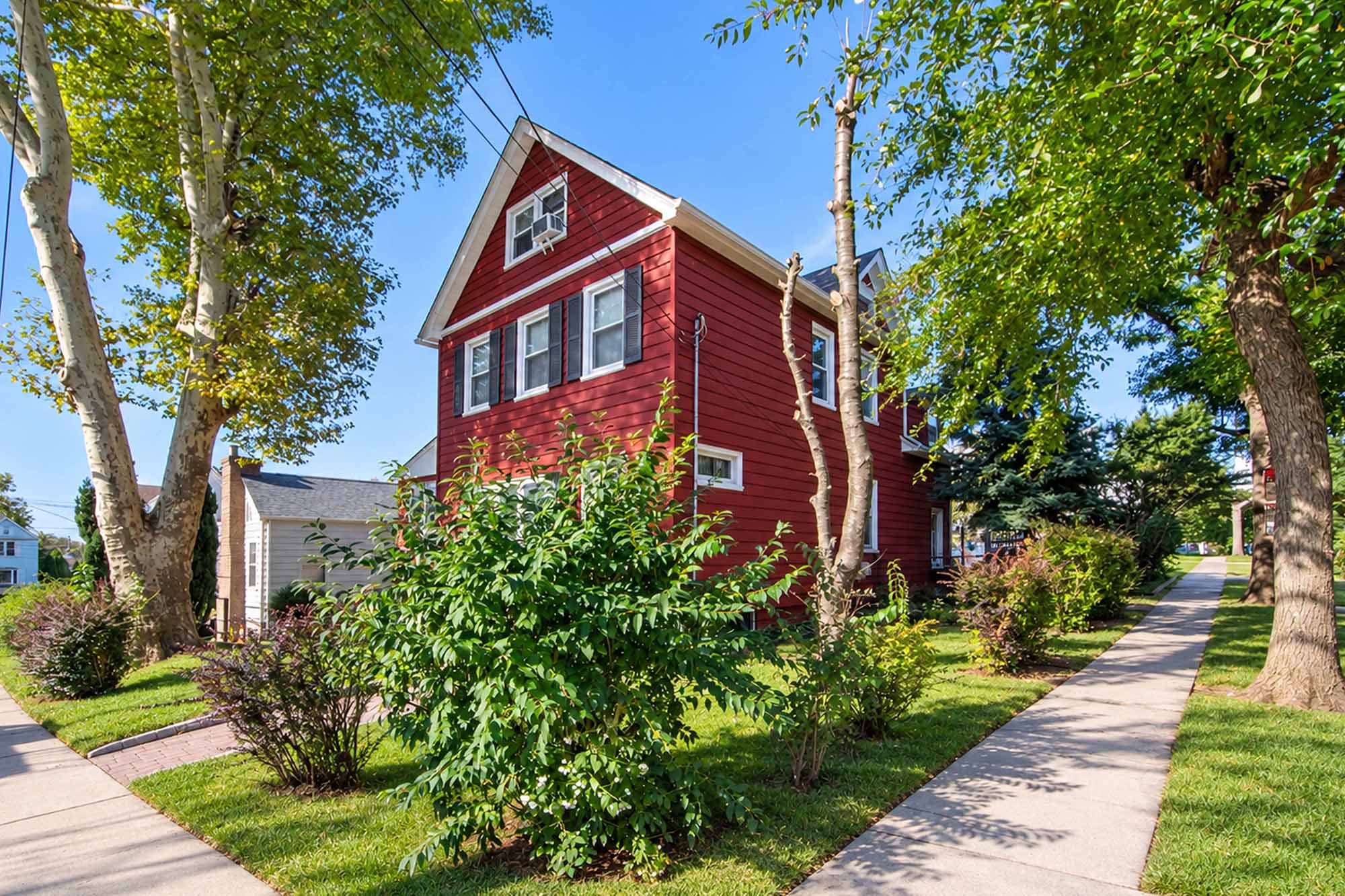 46 Laurel Street 