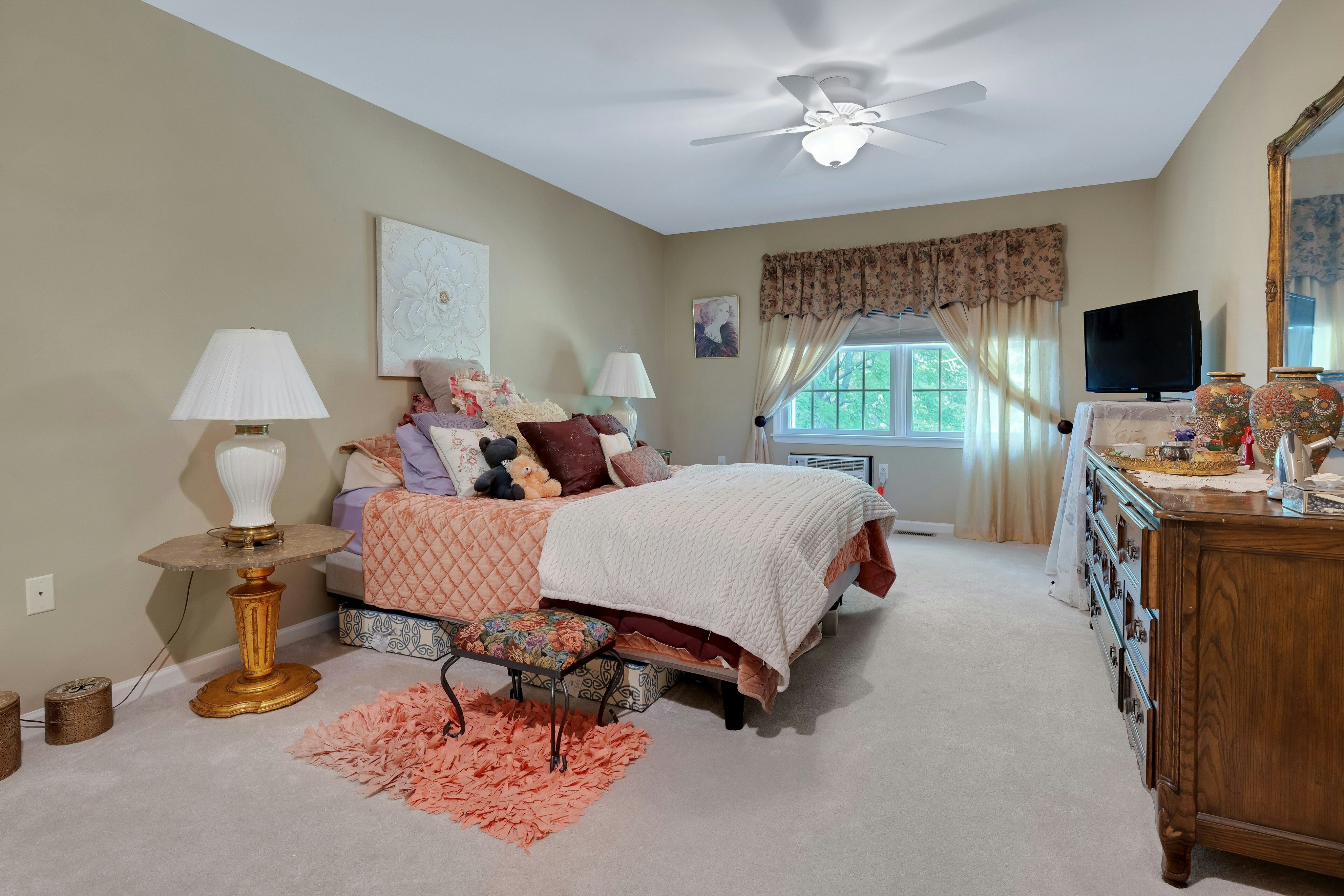 84 Emily Place 