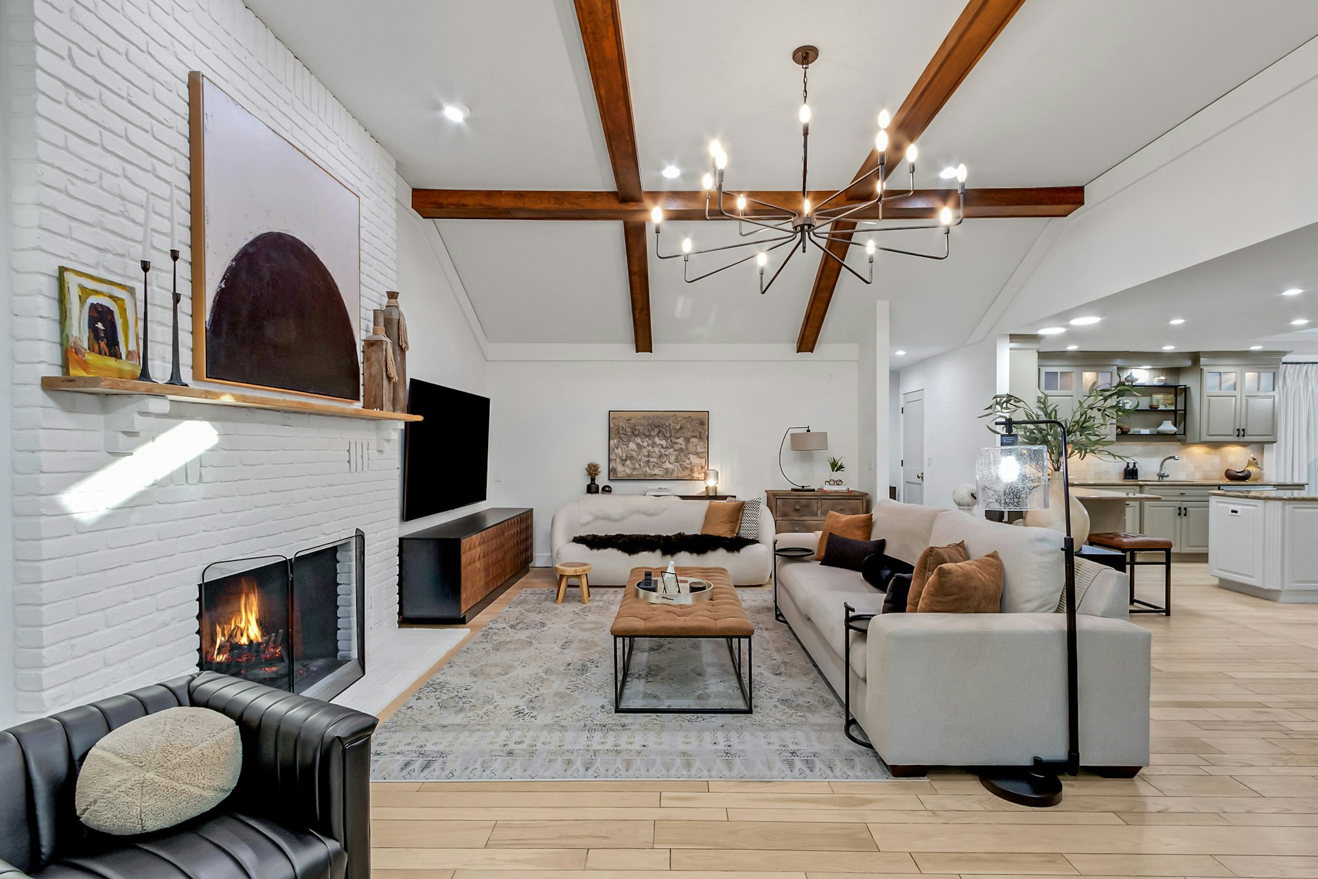 888 Briarwoods Road 
