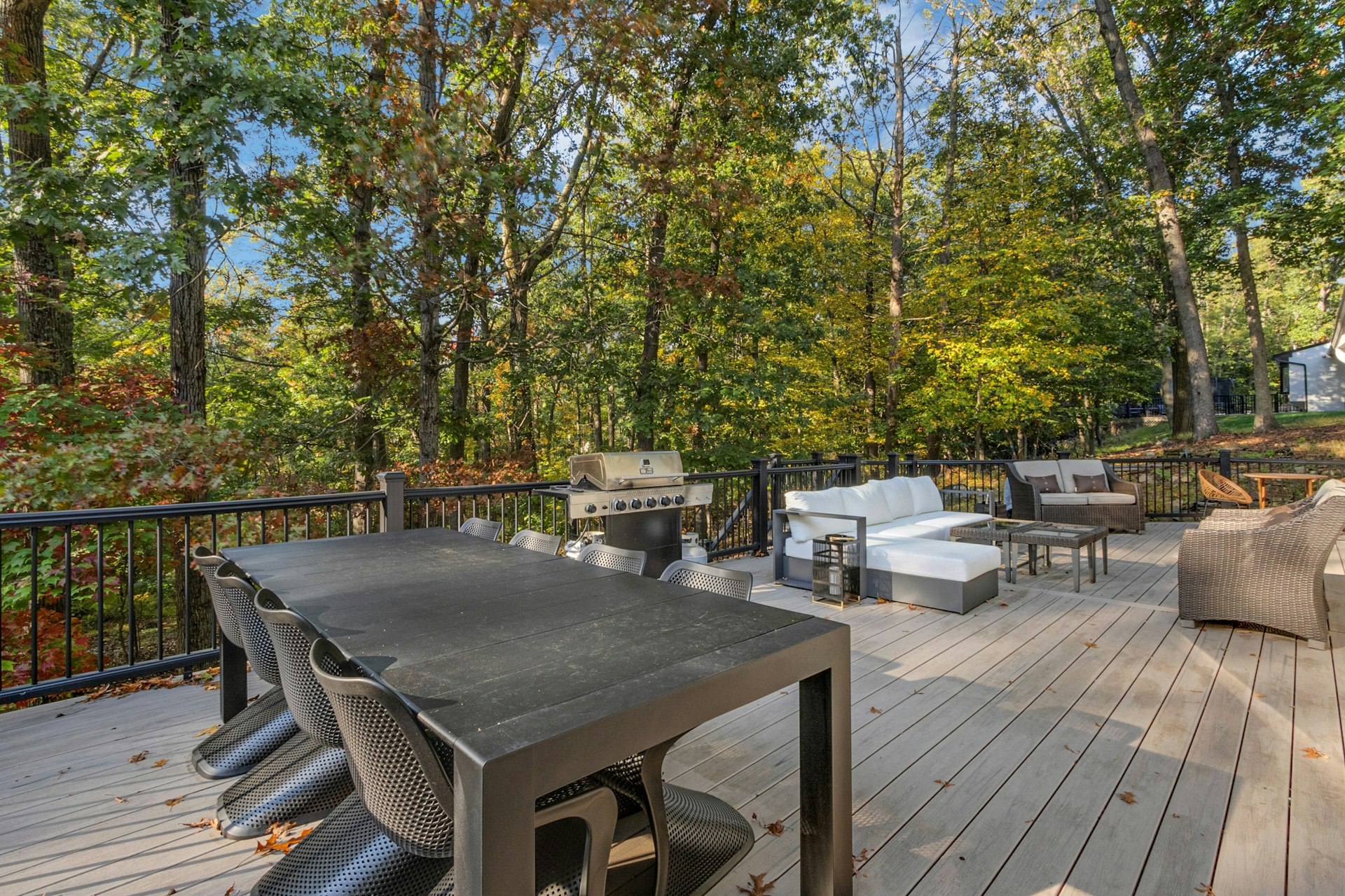 888 Briarwoods Road 