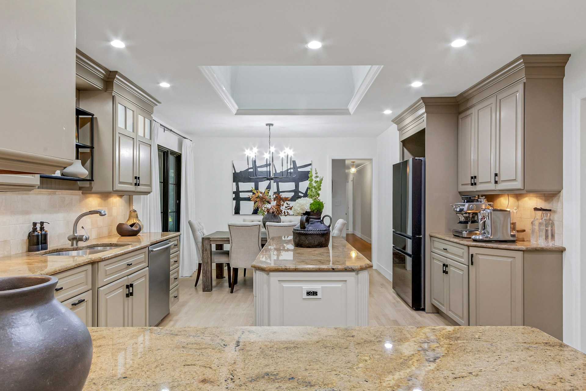 888 Briarwoods Road 
