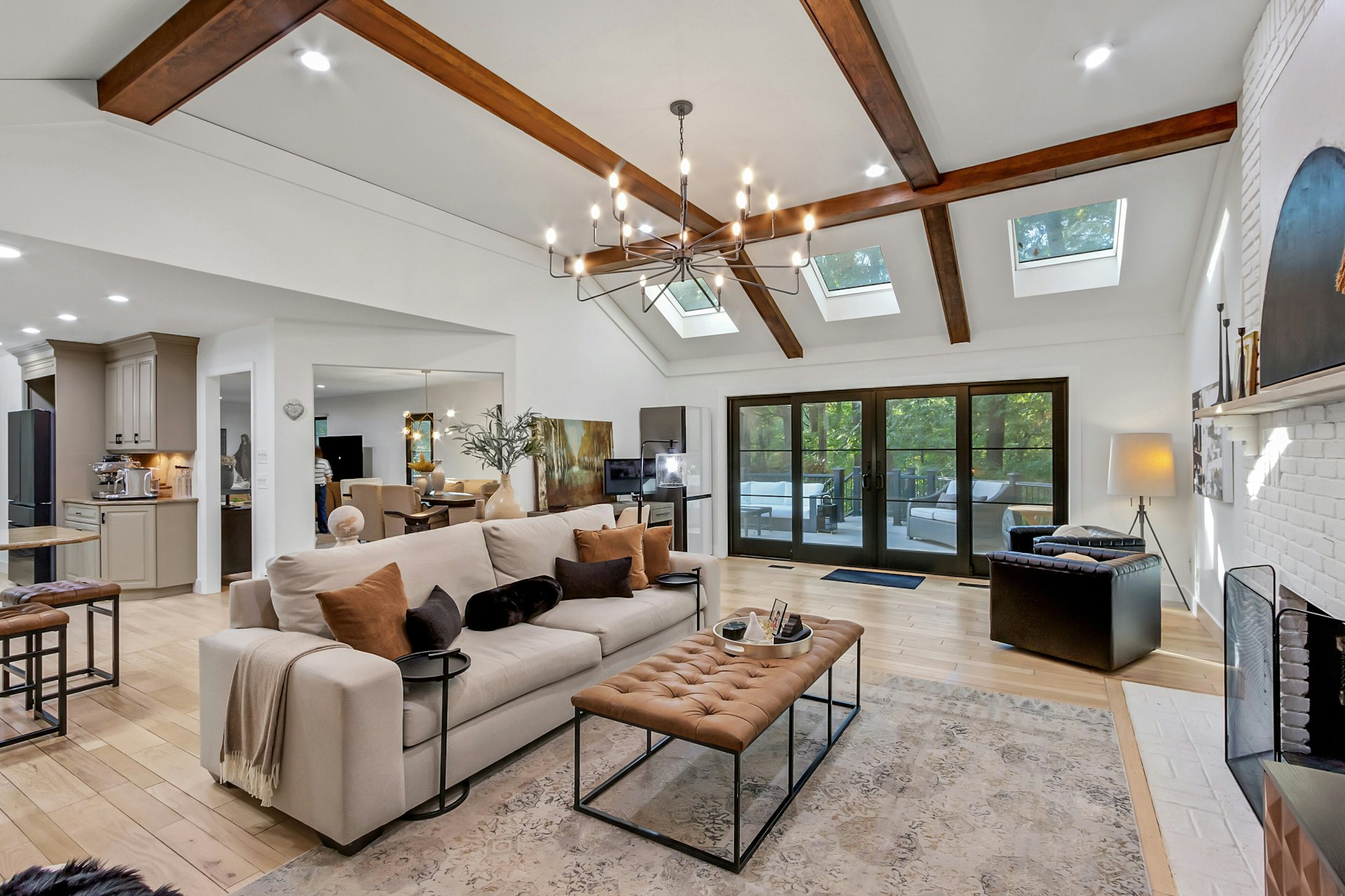 888 Briarwoods Road 