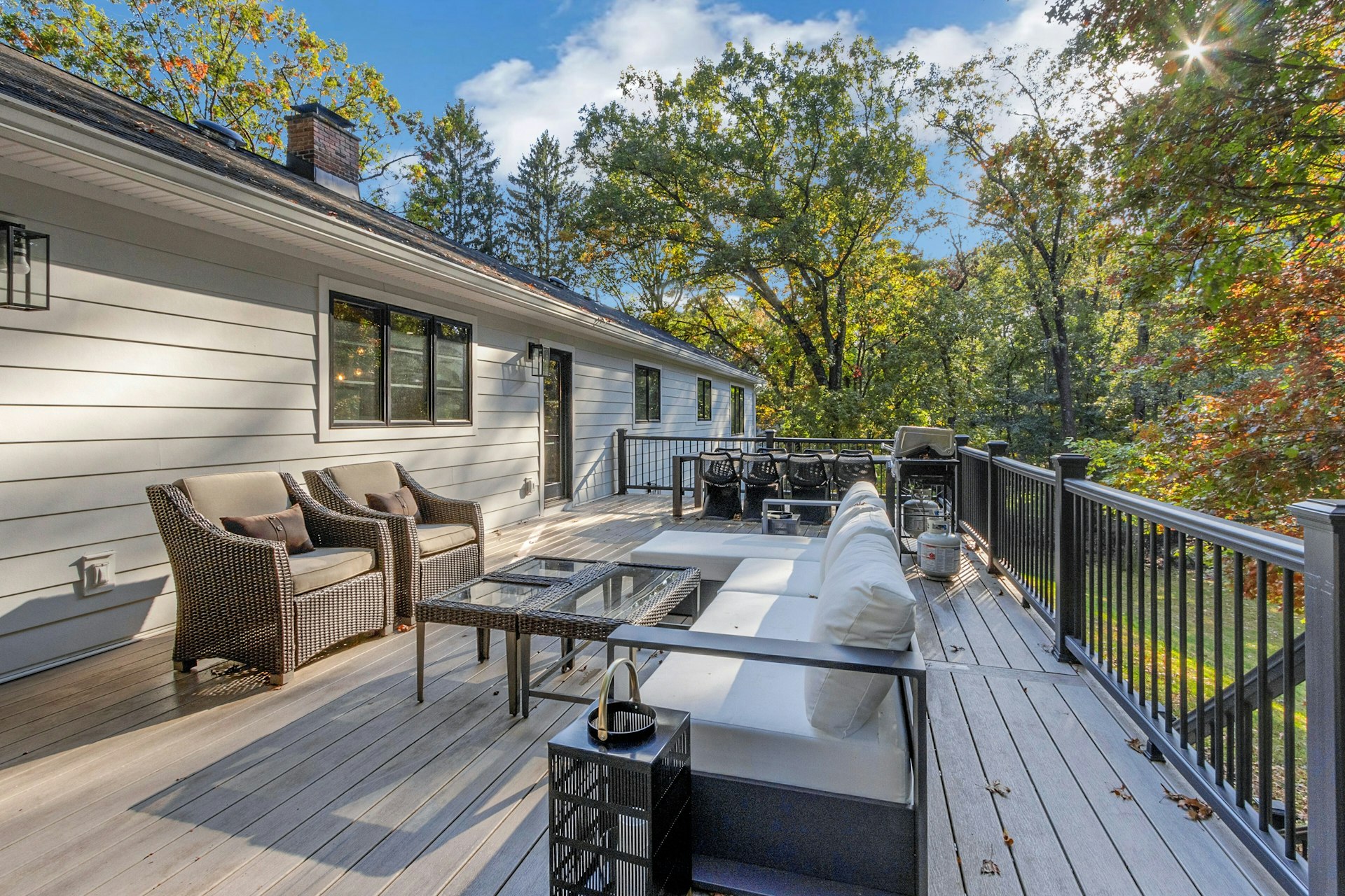 888 Briarwoods Road 