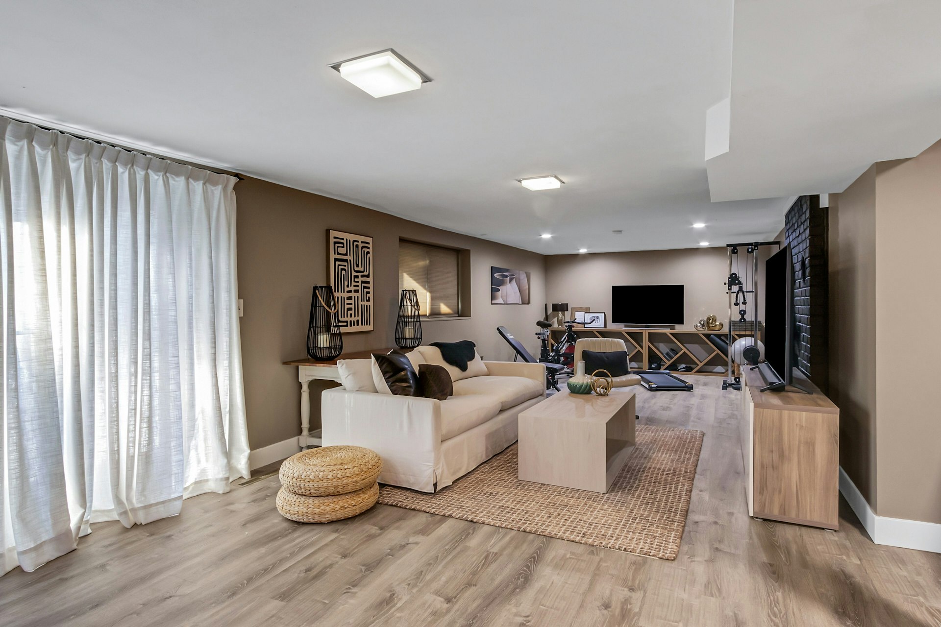 888 Briarwoods Road 