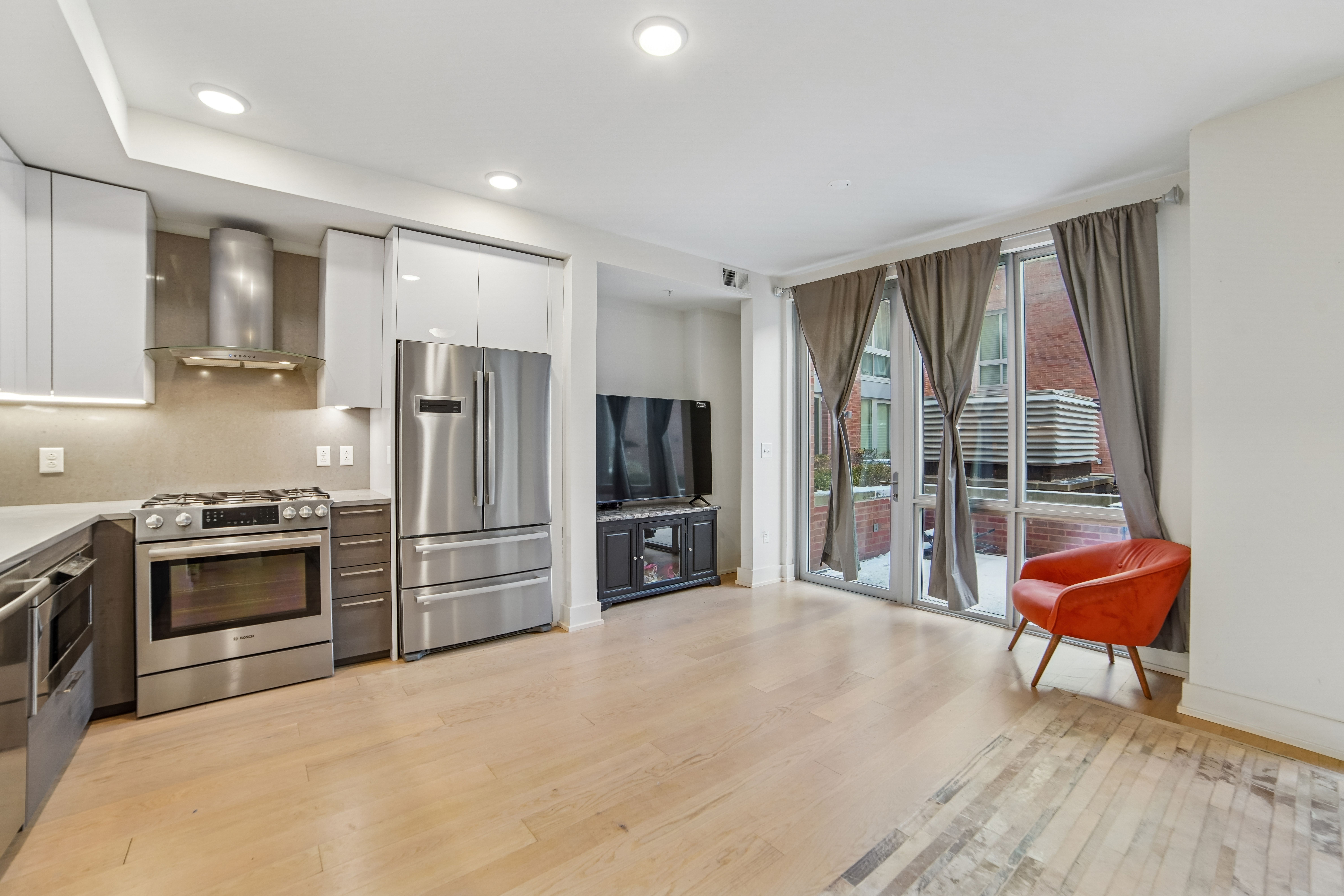 201 Marin Boulevard Unit 4050