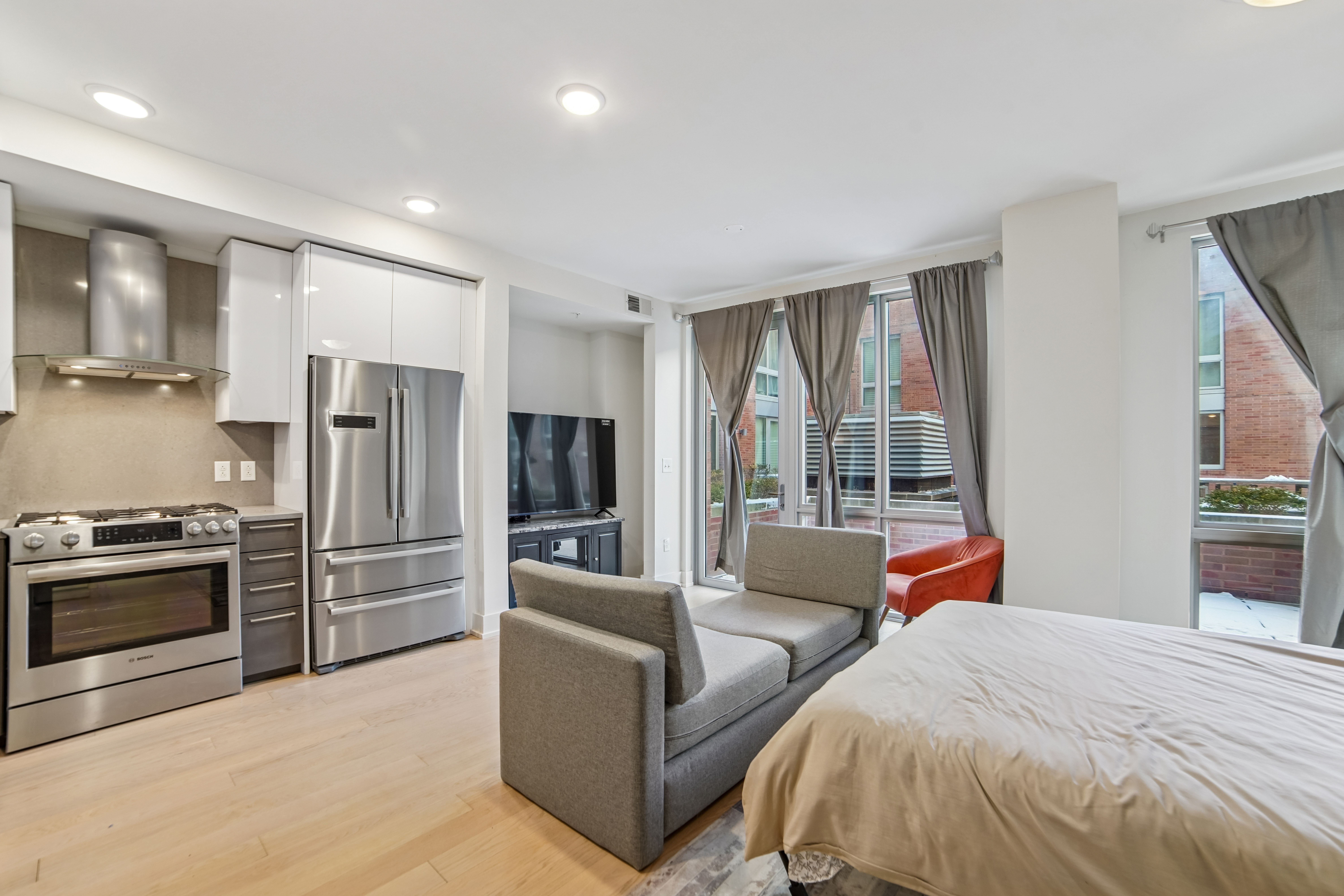 201 Marin Boulevard Unit 4050