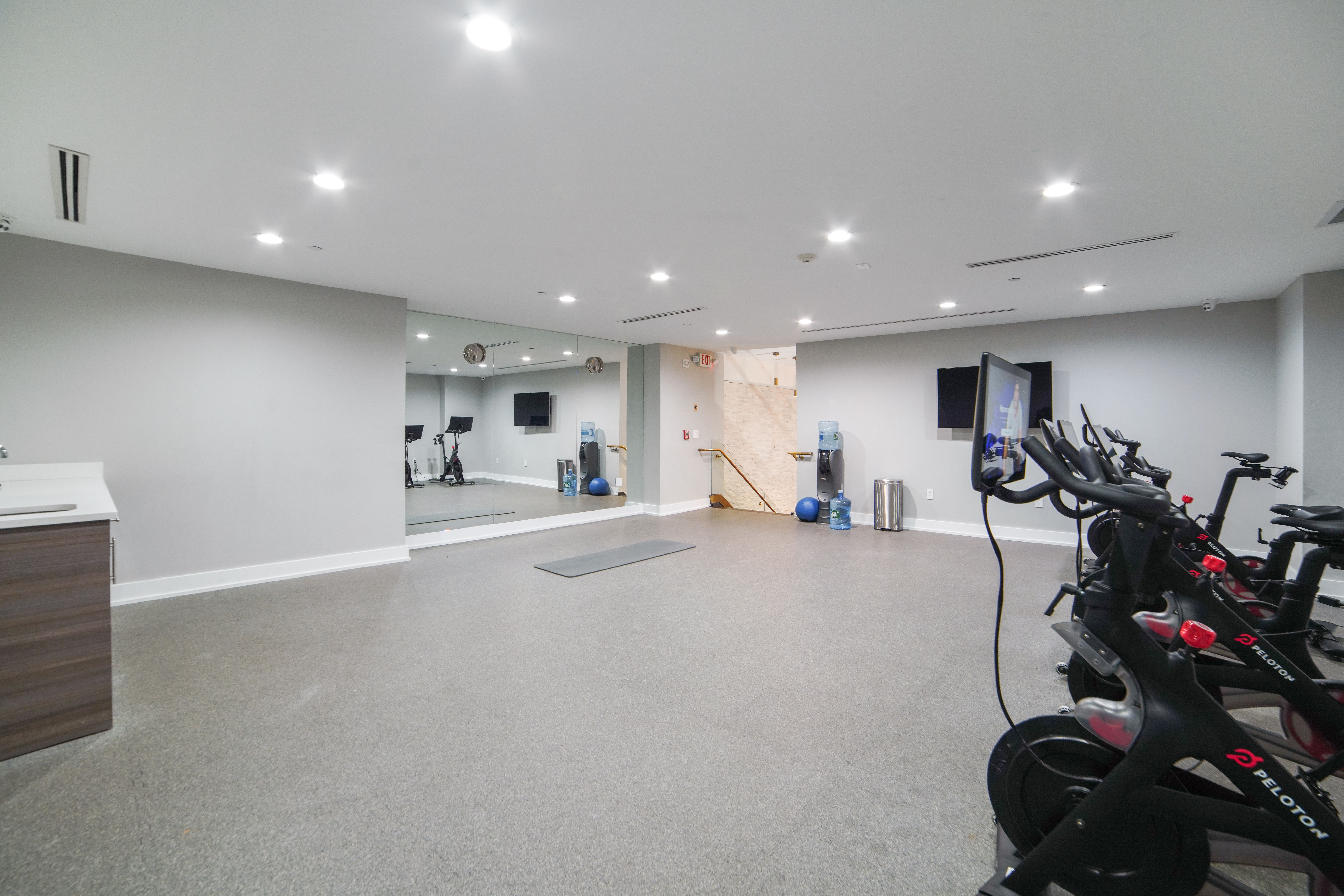 201 Marin Boulevard Unit 4050