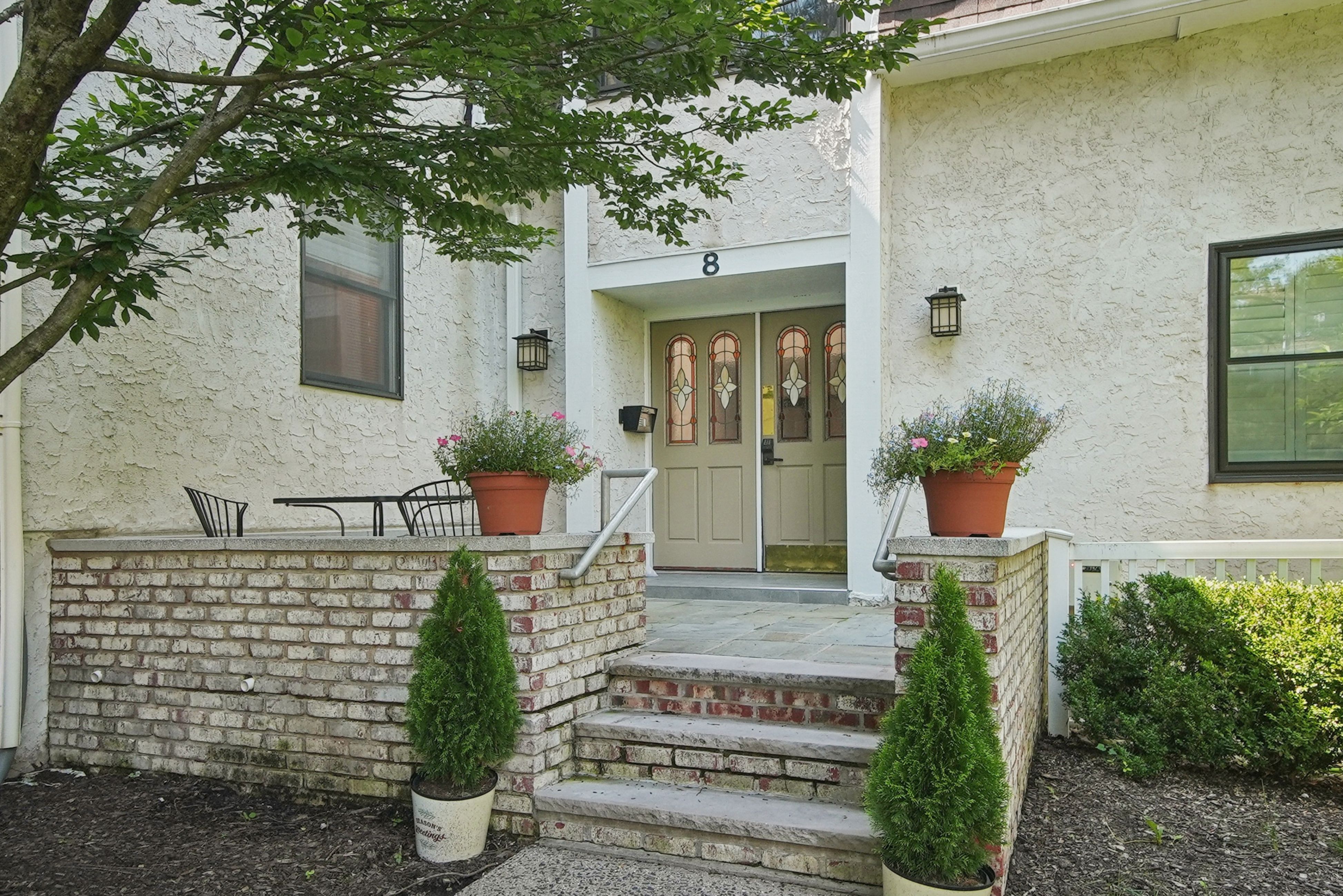 8A Heritage Drive 