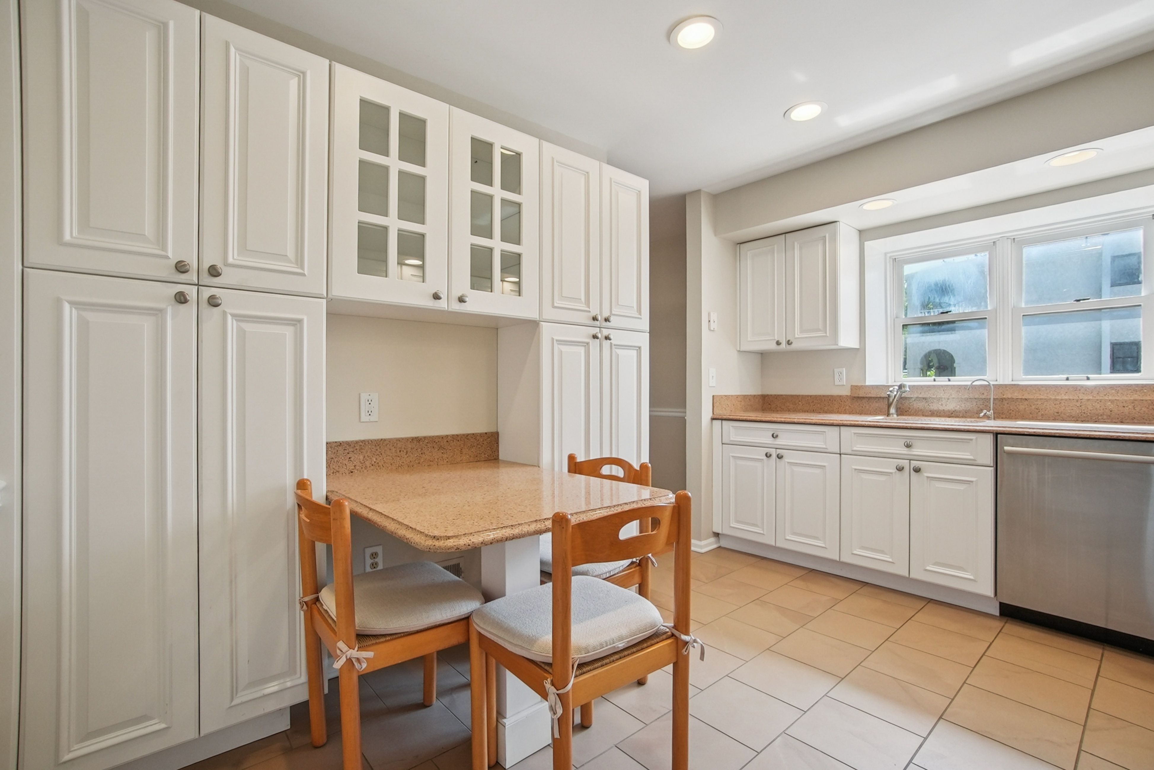 8A Heritage Drive 