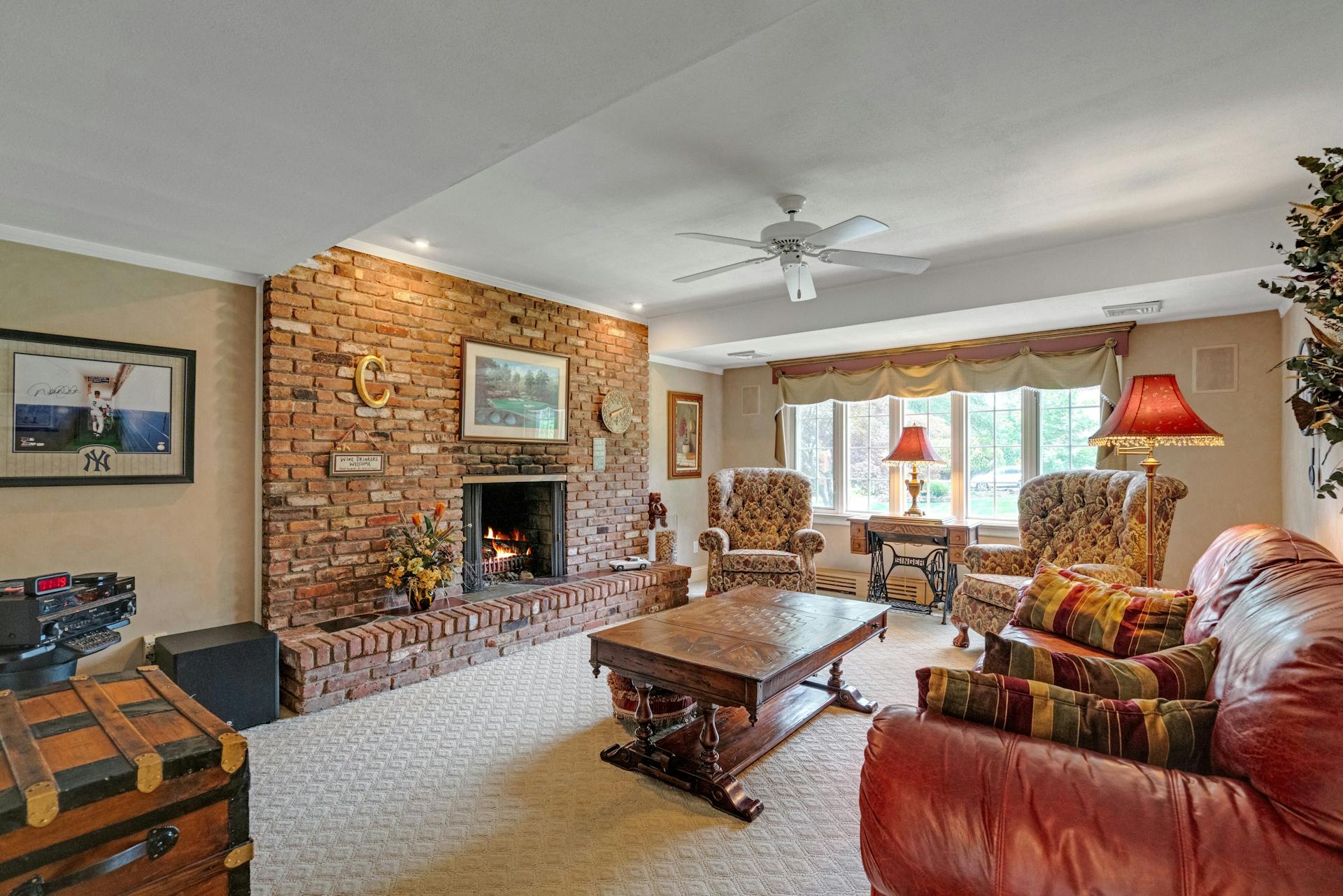 19 Colonial Heights Road 