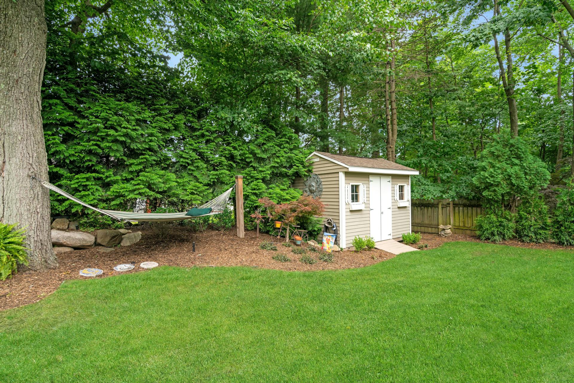 19 Colonial Heights Road 