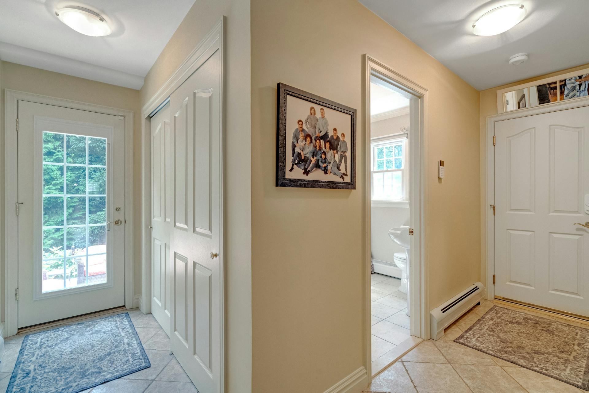 19 Colonial Heights Road 