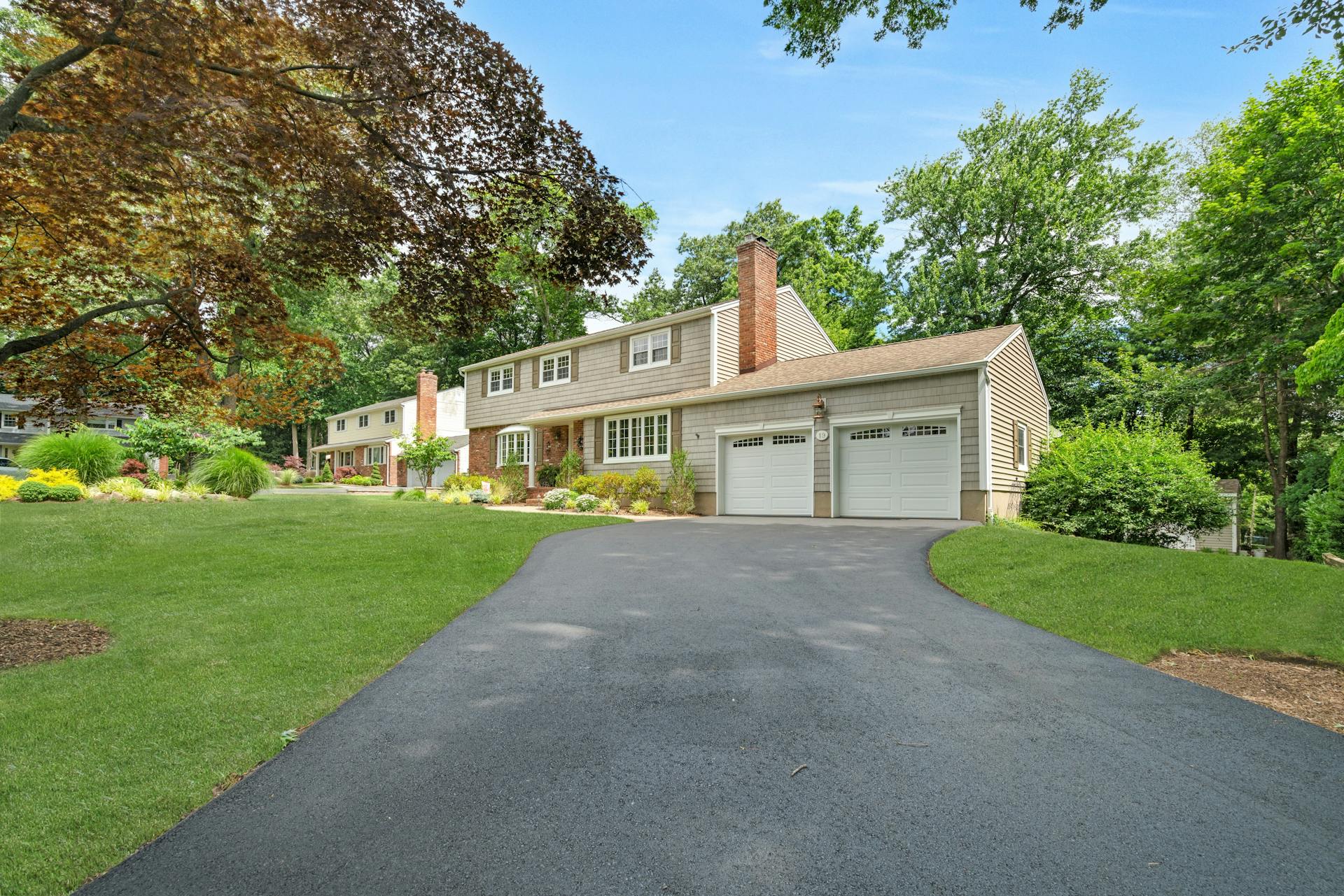 19 Colonial Heights Road 