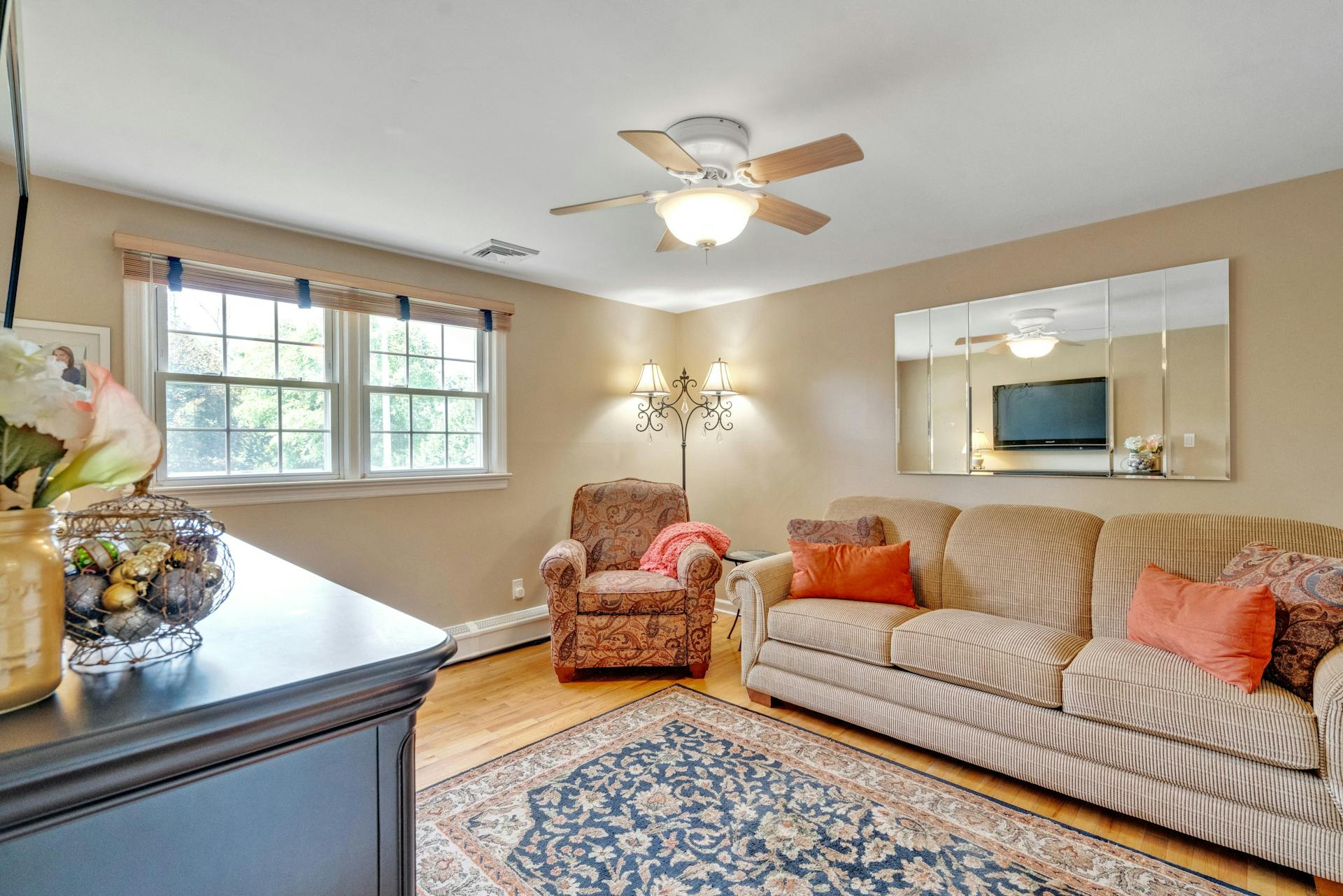 19 Colonial Heights Road 