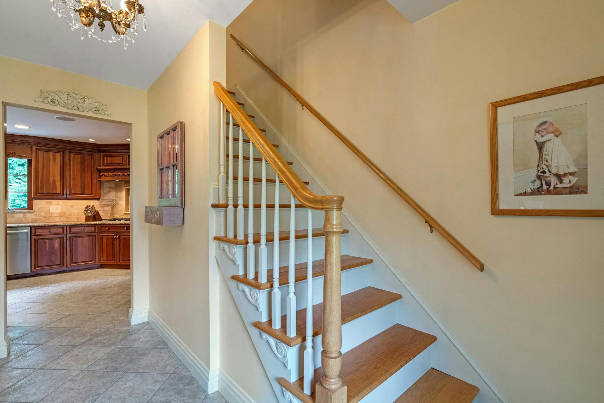 19 Colonial Heights Road 