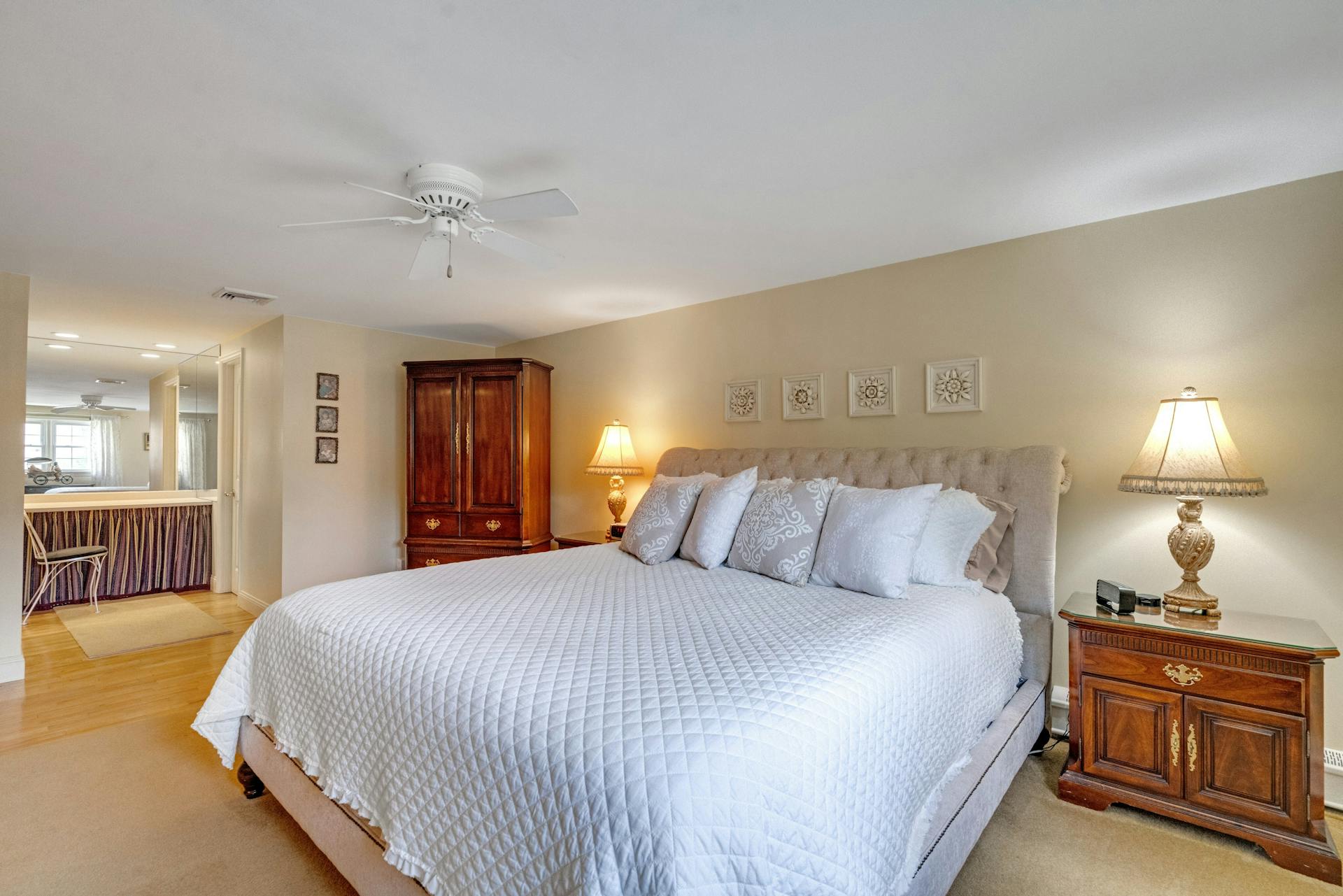 19 Colonial Heights Road 