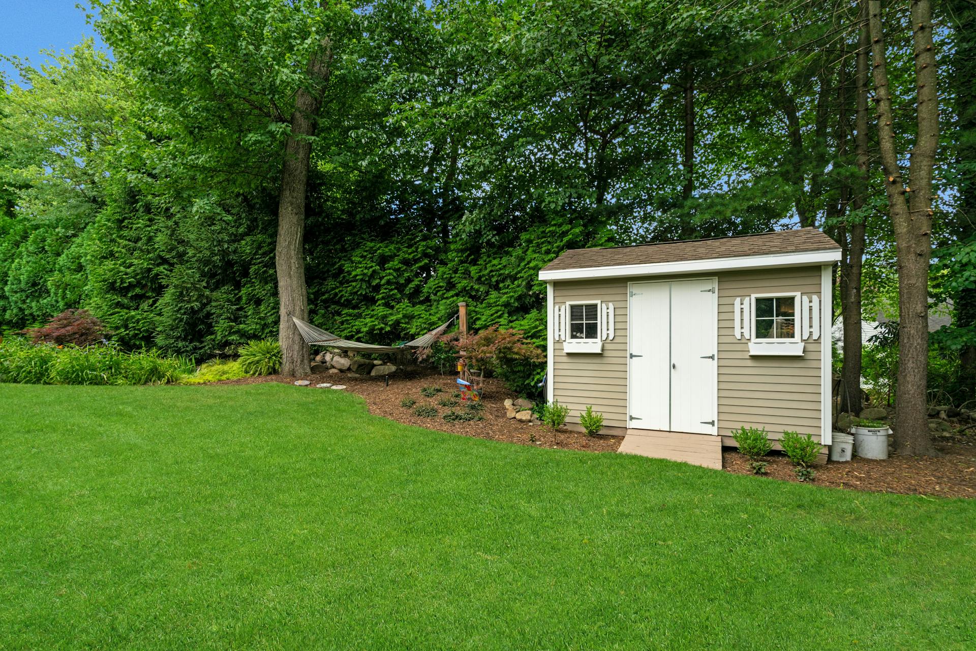 19 Colonial Heights Road 