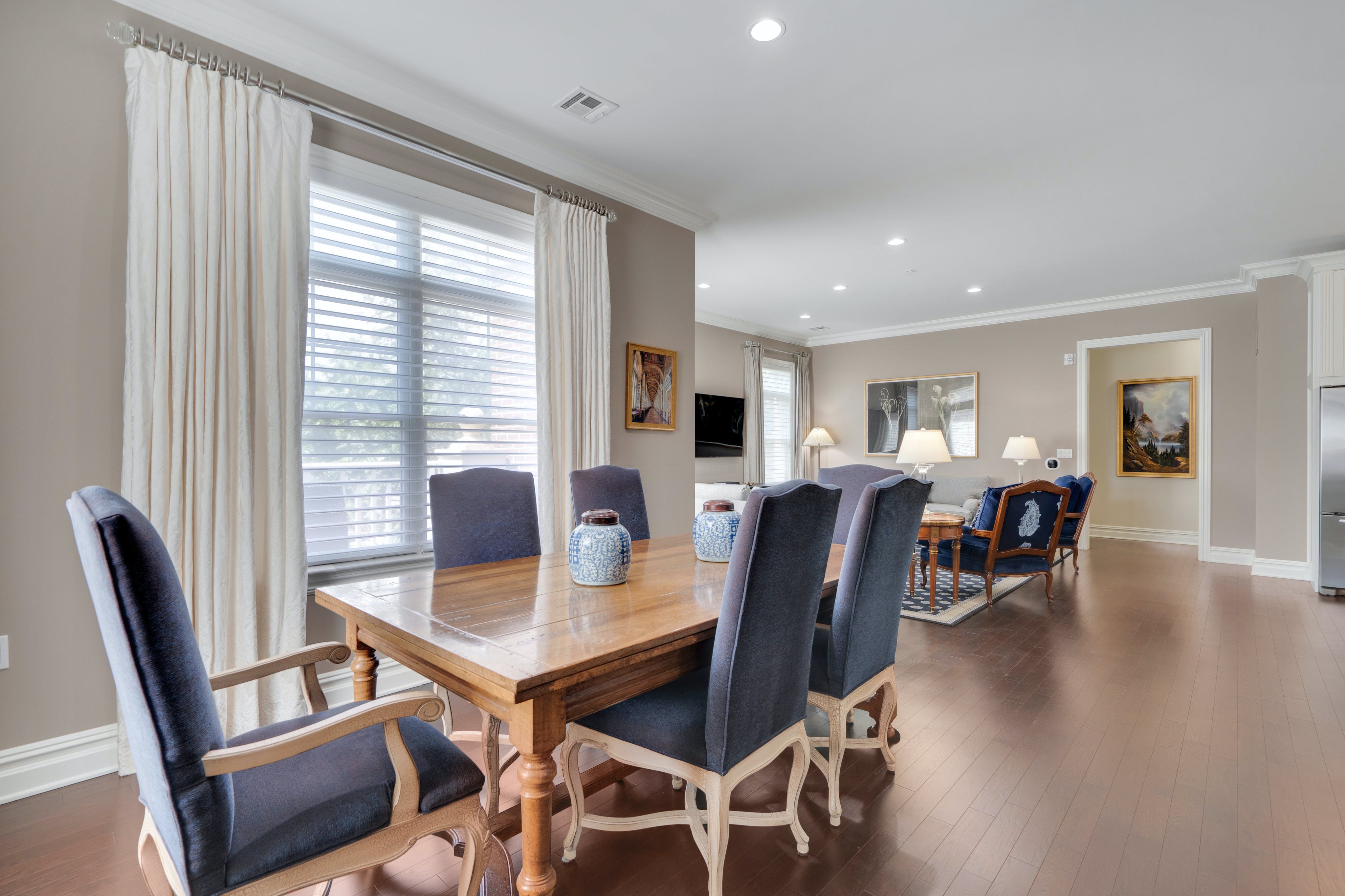 14 Euclid Avenue, Unit 303