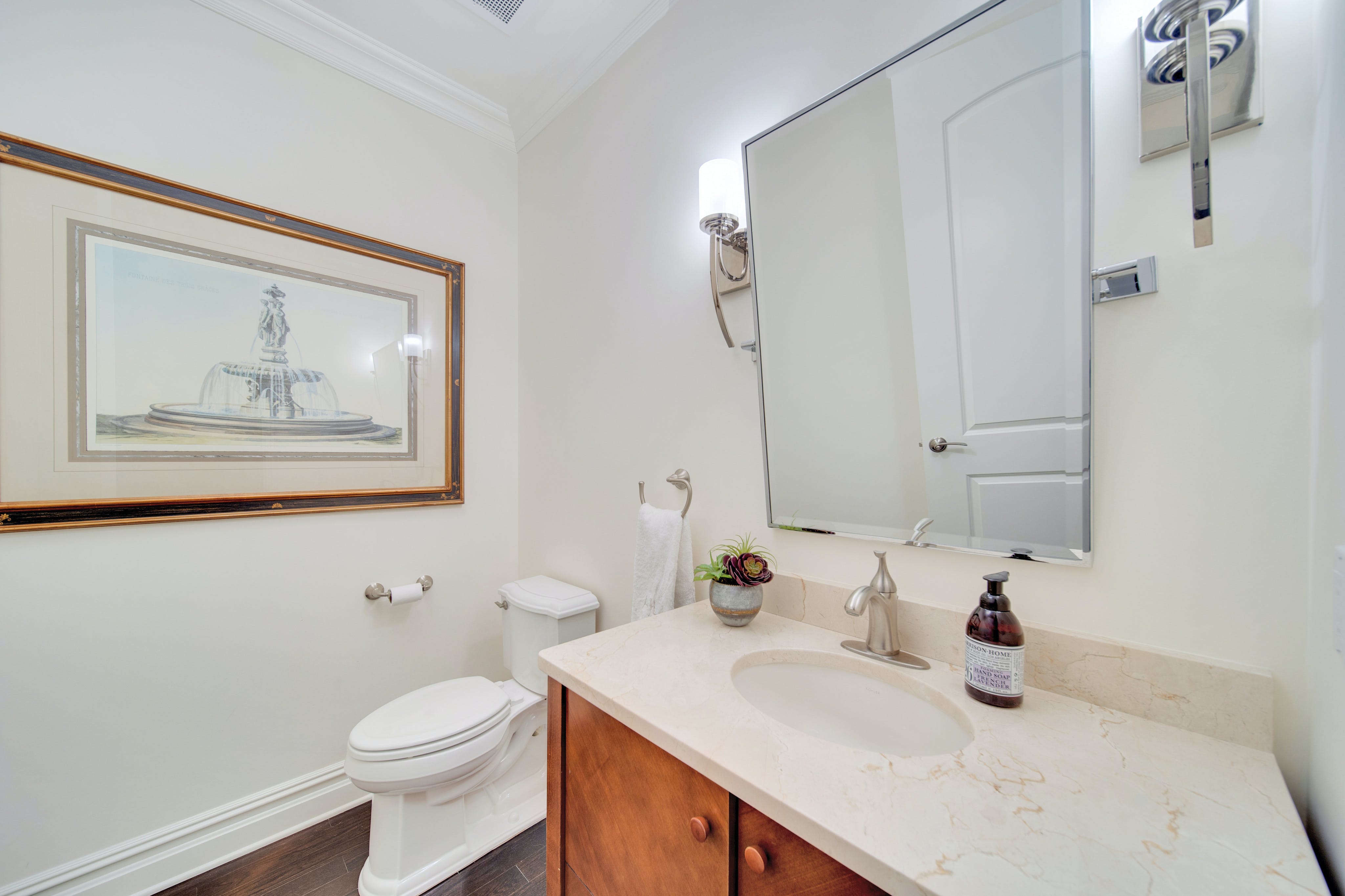 14 Euclid Avenue, Unit 303