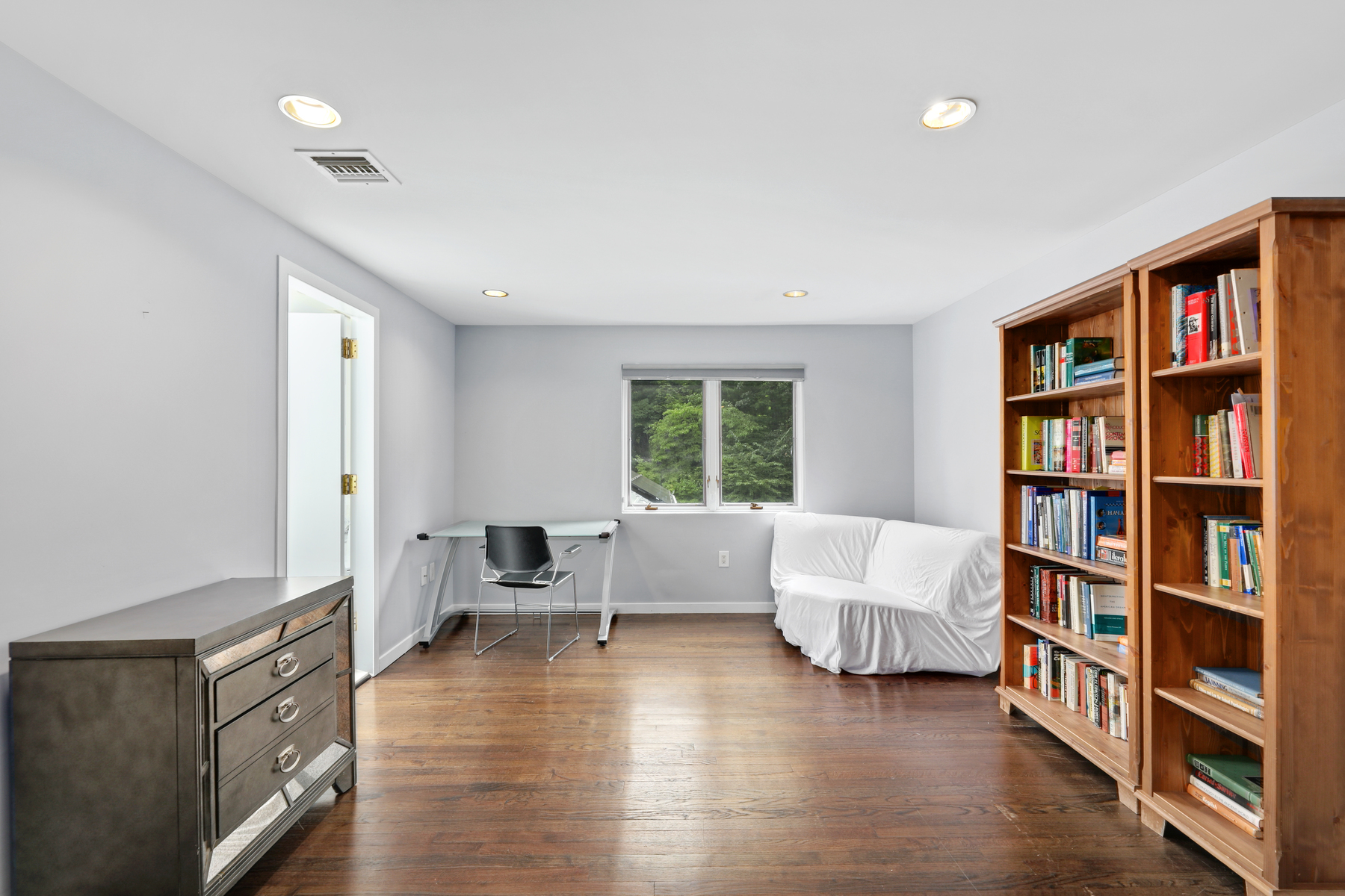 4 Bushkill Drive