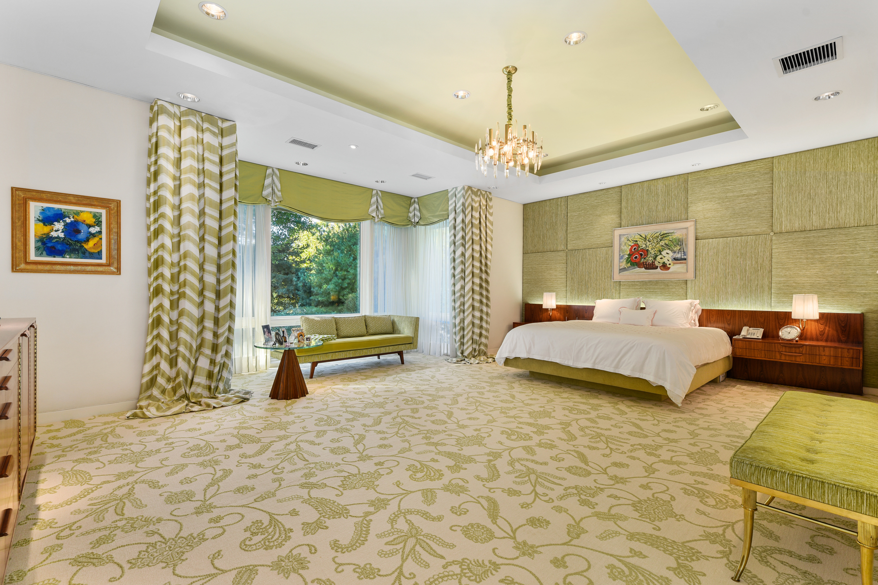 2 Sherwood Court