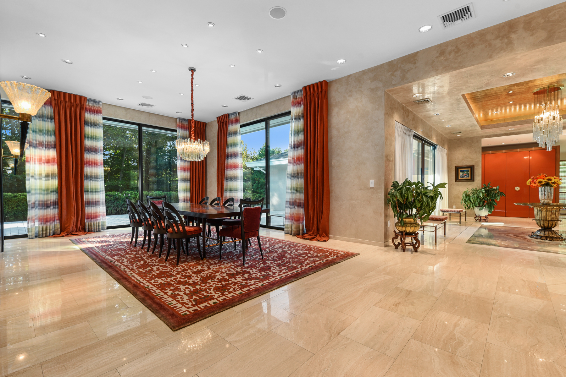 2 Sherwood Court