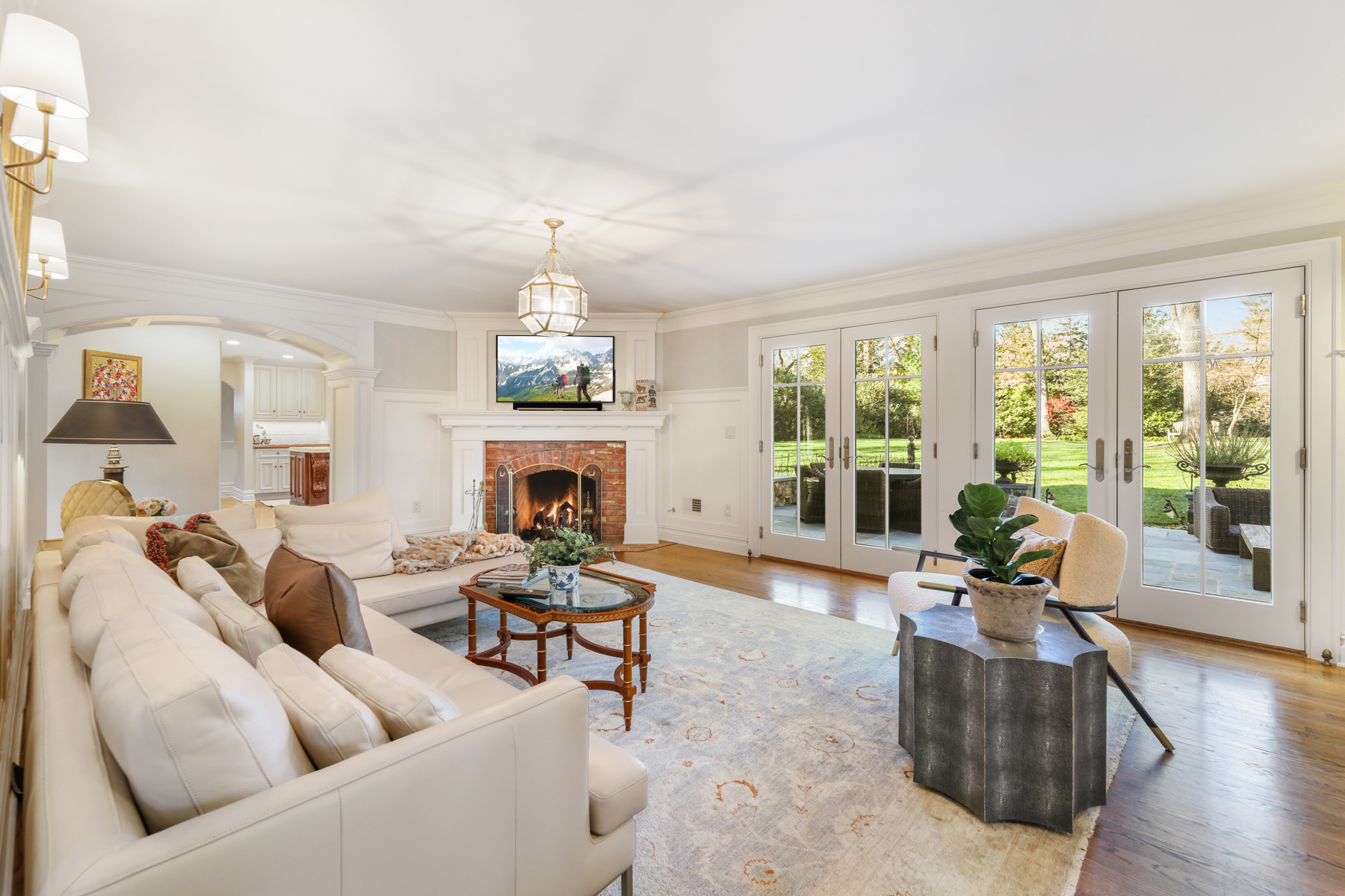 255 Oak Ridge Avenue