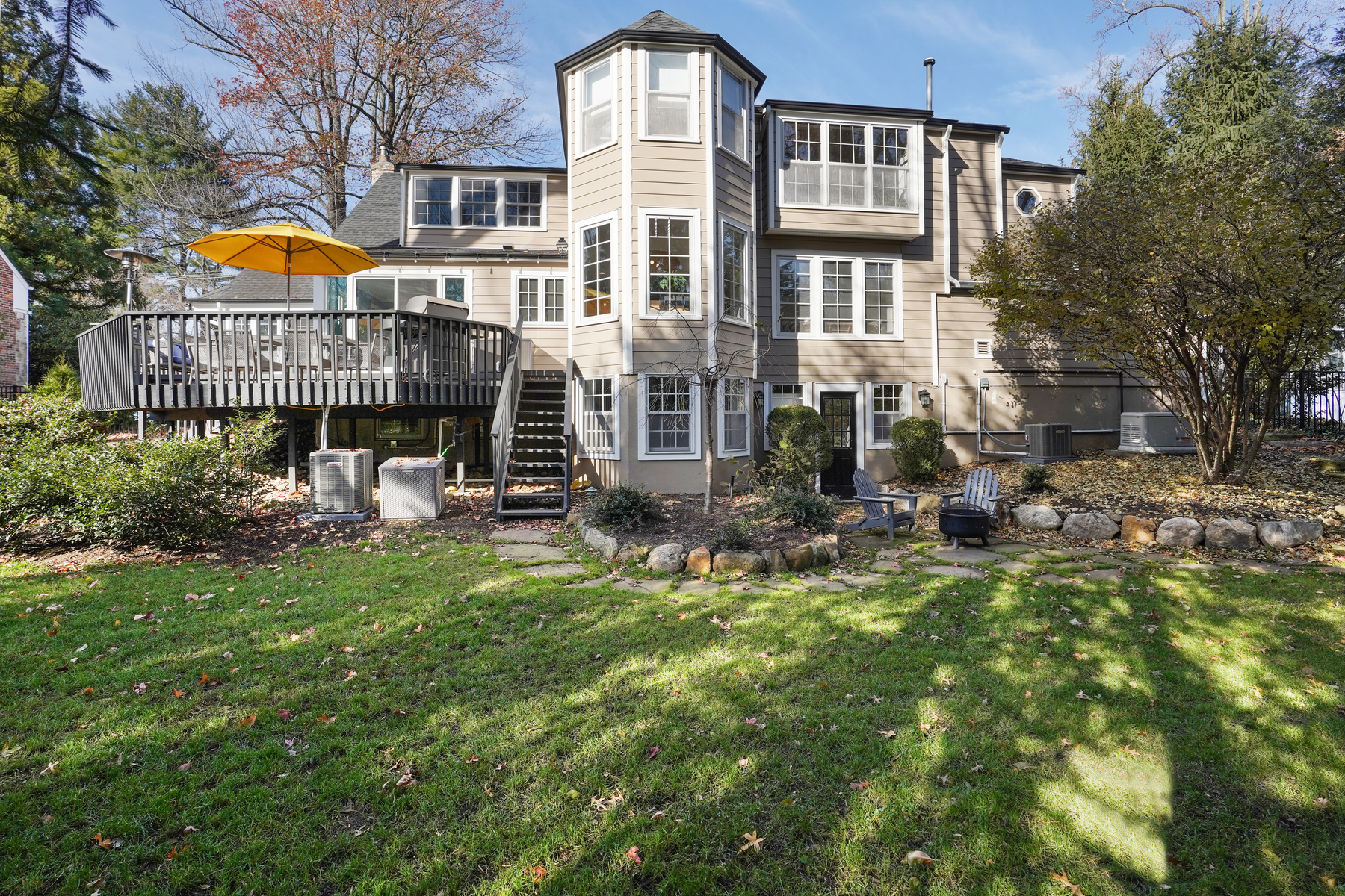 311 Summit Avenue